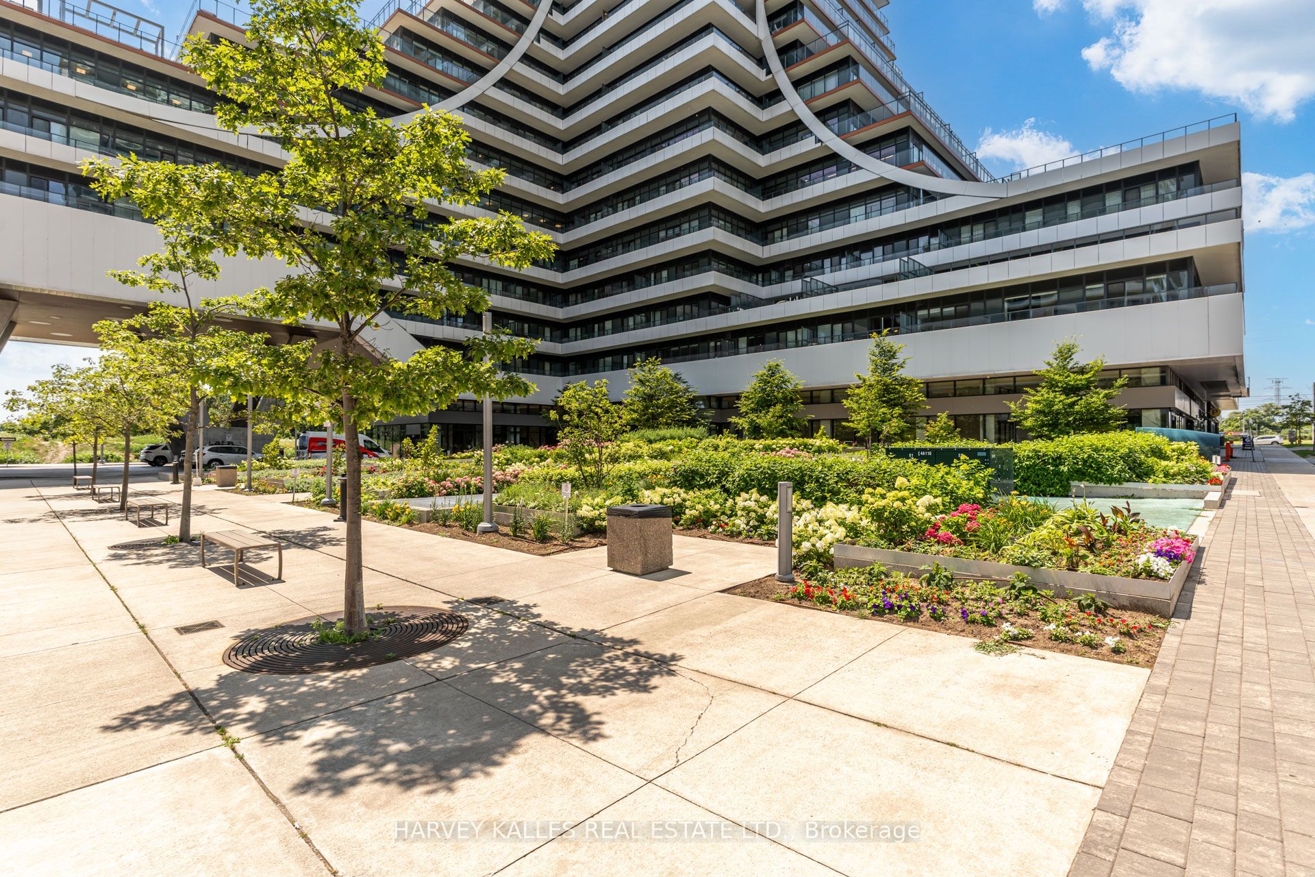 30 Shore Breeze Drive 1822