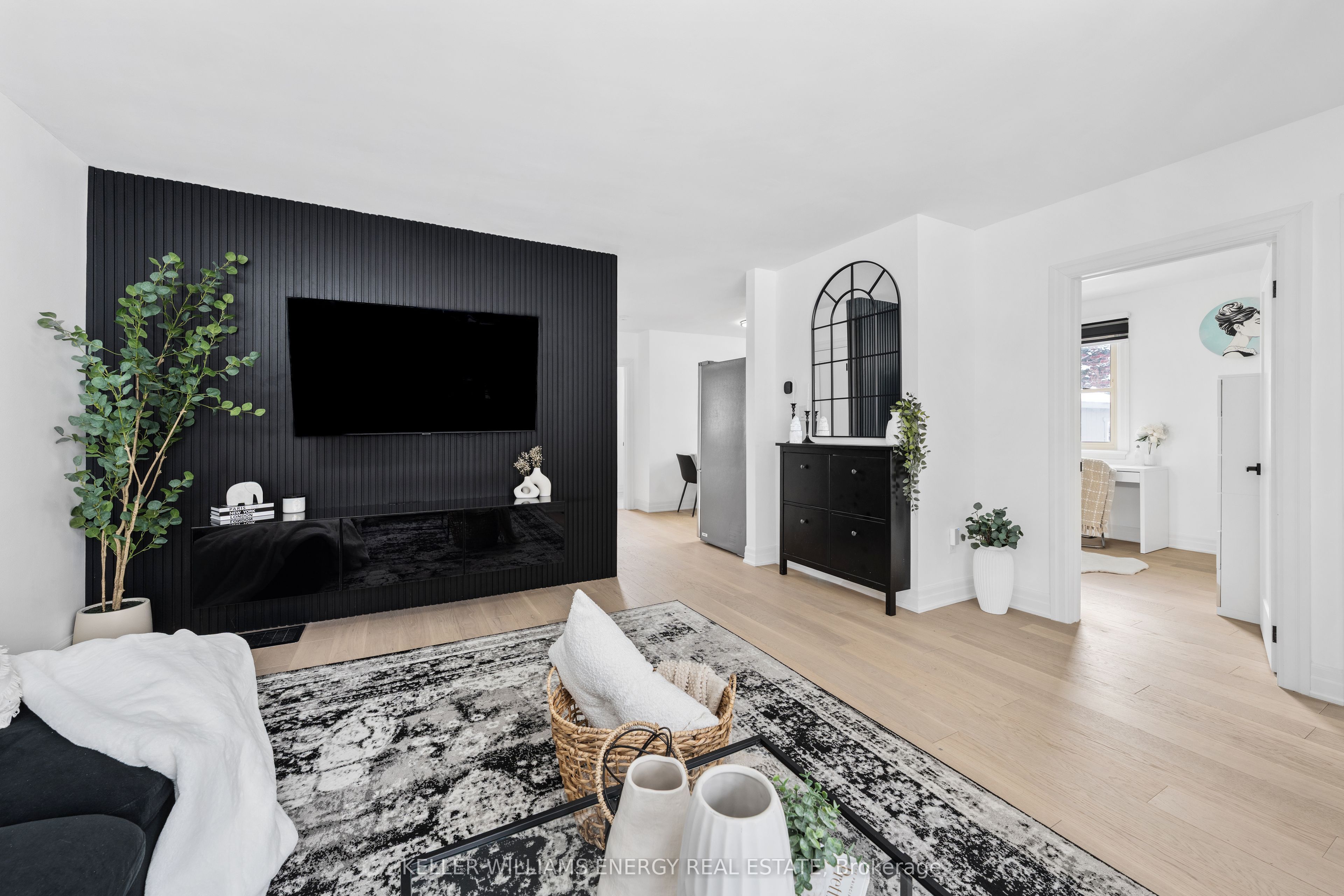 267 Liberty Street N