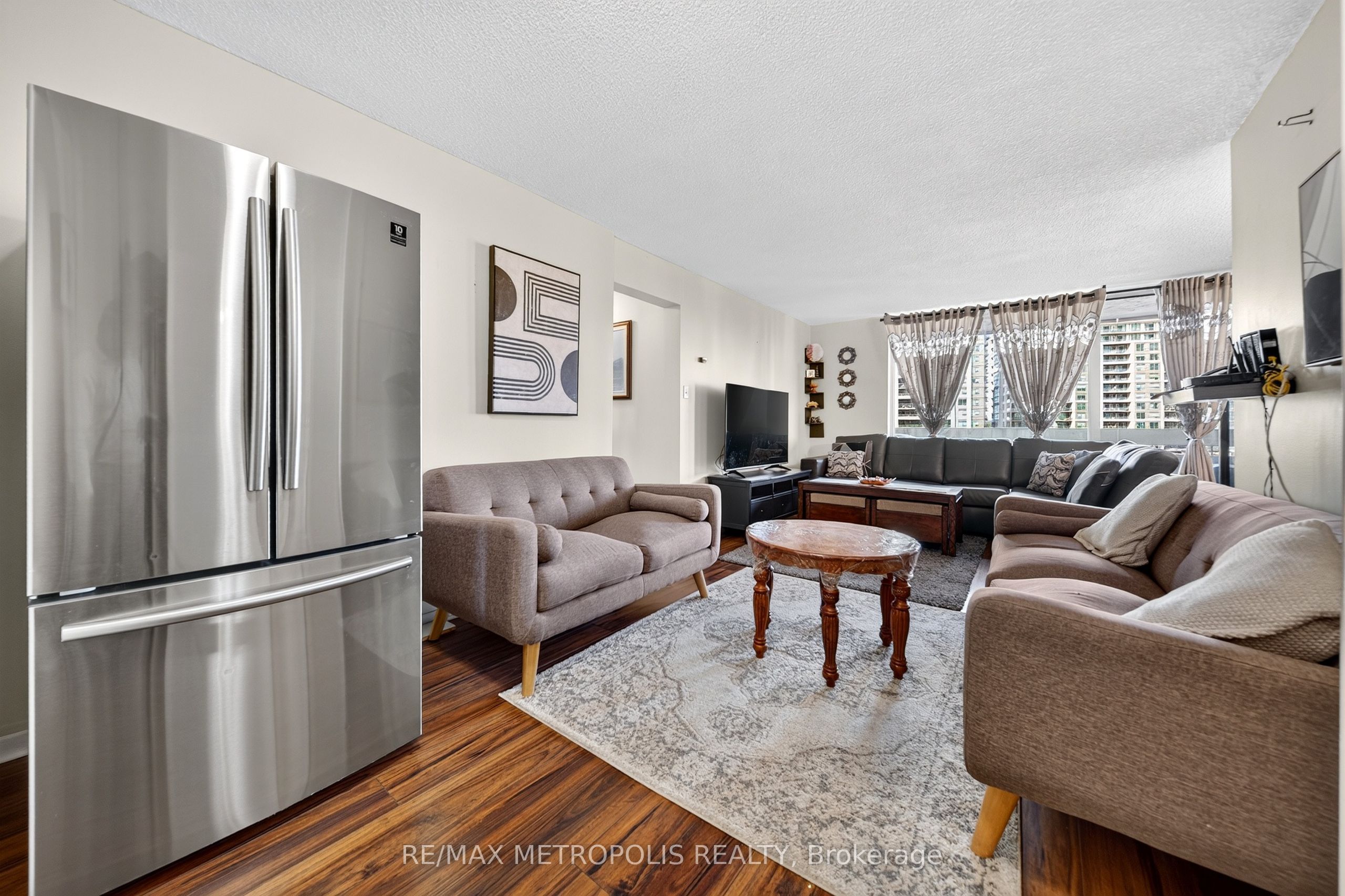 1210 Radom Street 801