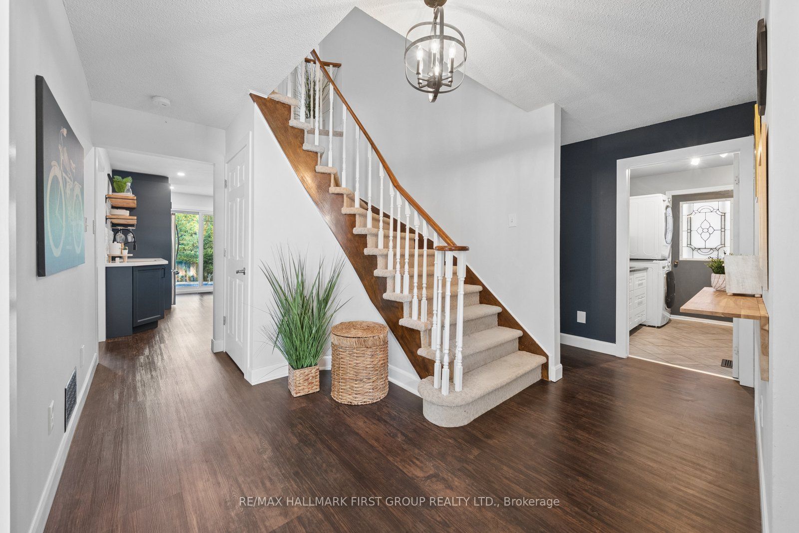 662 Cognac Crescent