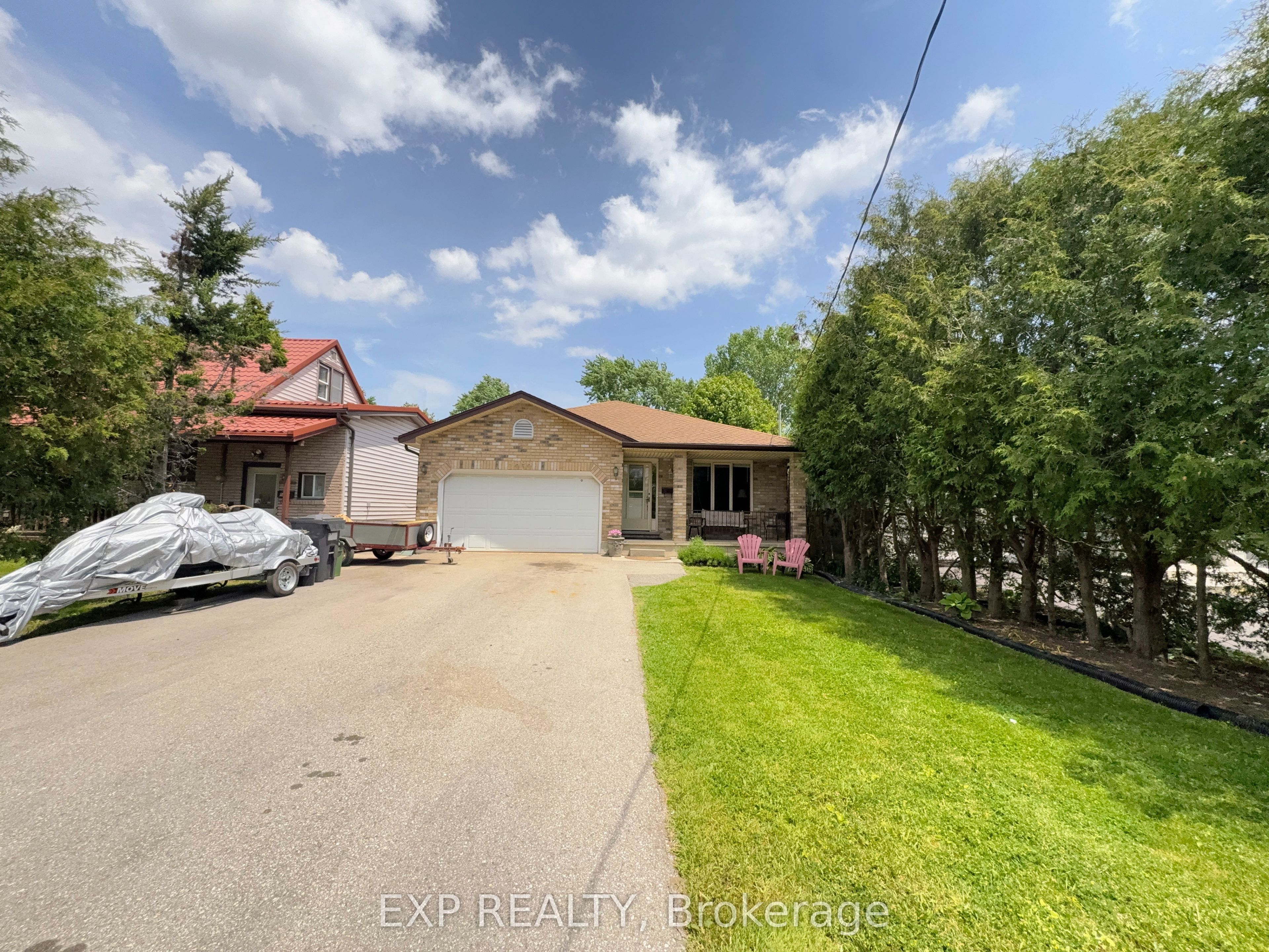1050 WILLOW Drive