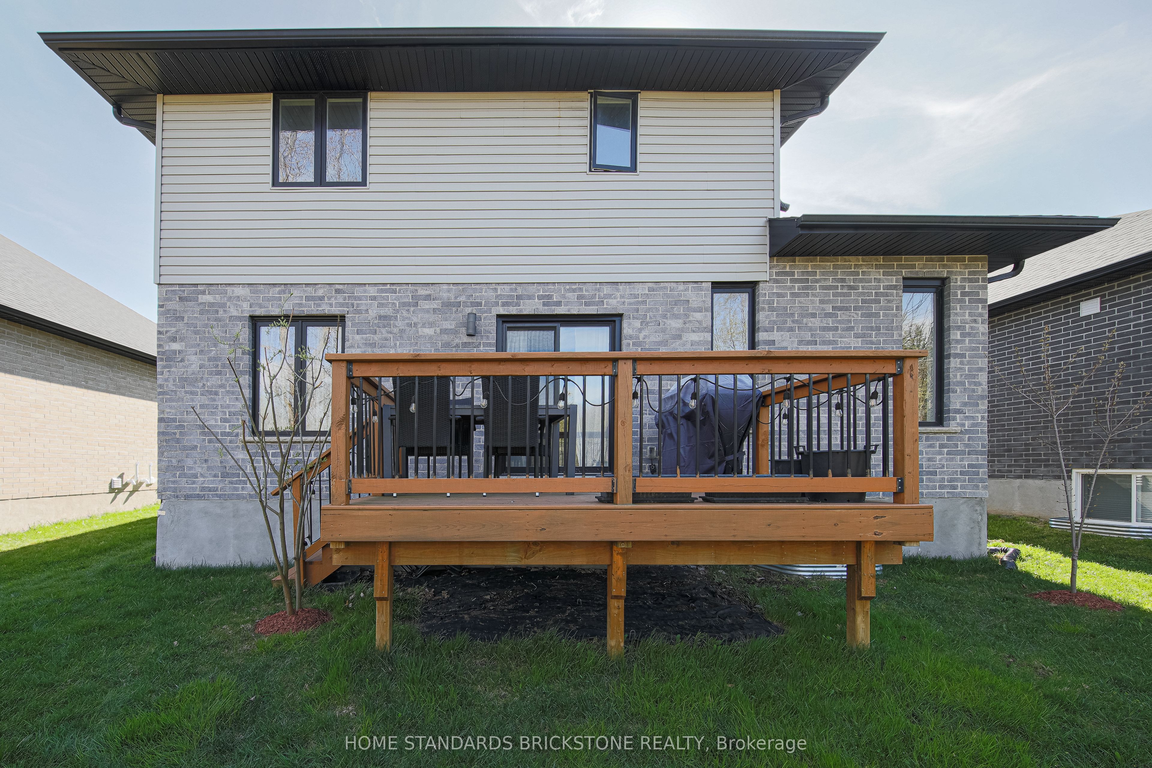 1450 North Wenige Drive E 27