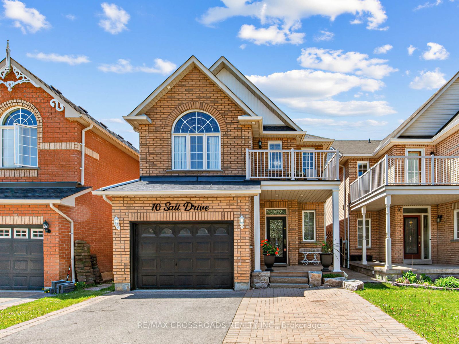 10 Salt Drive