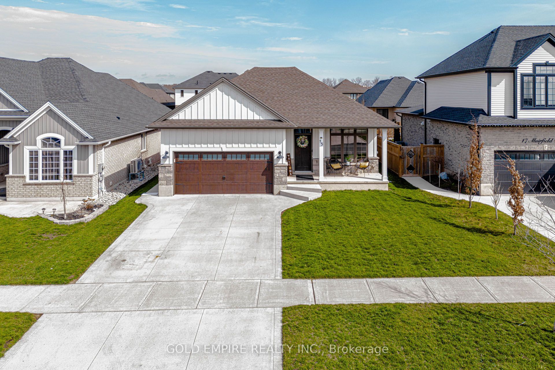 15 Muirfield Drive