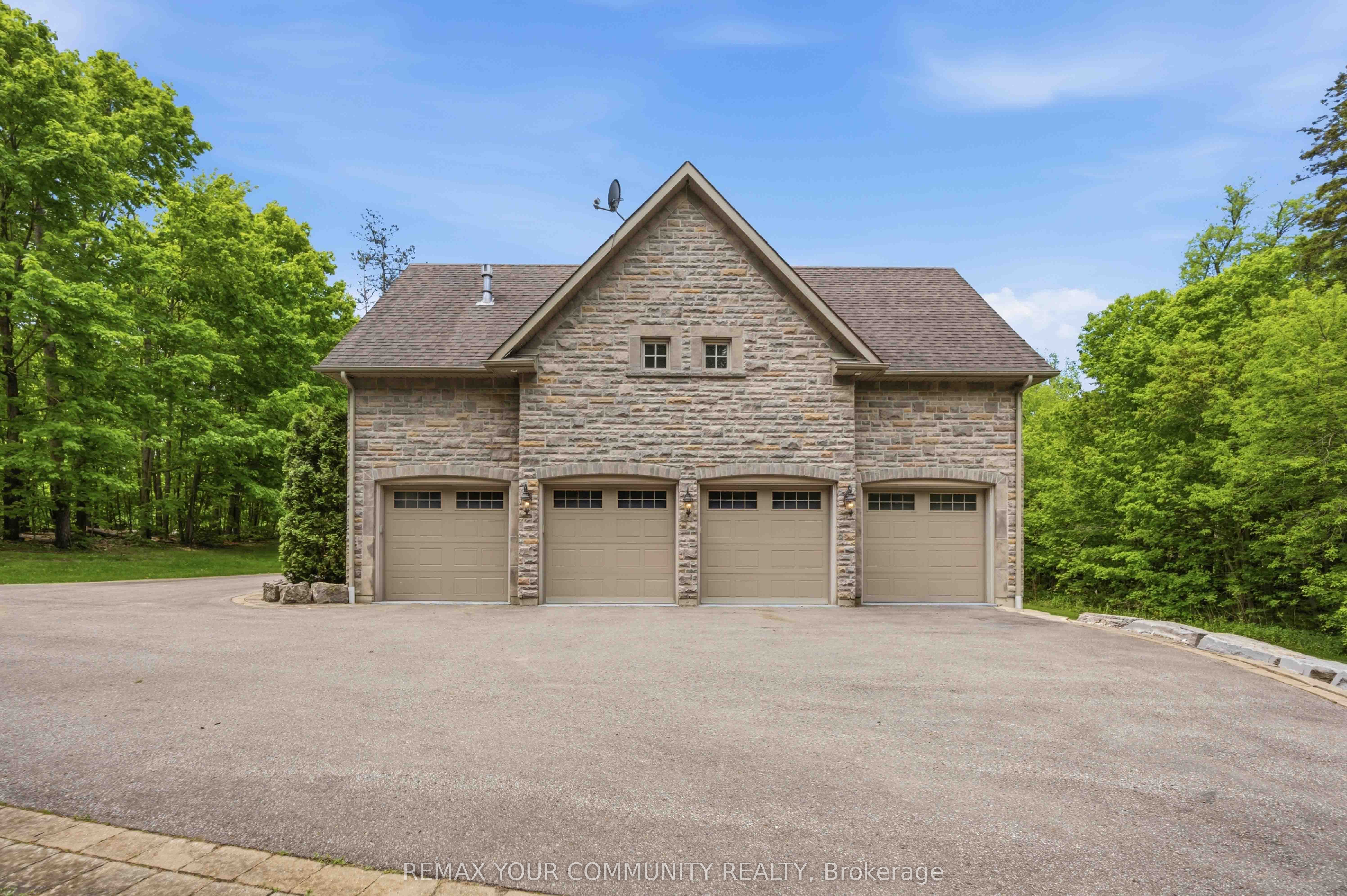 46 Lake Woods Drive