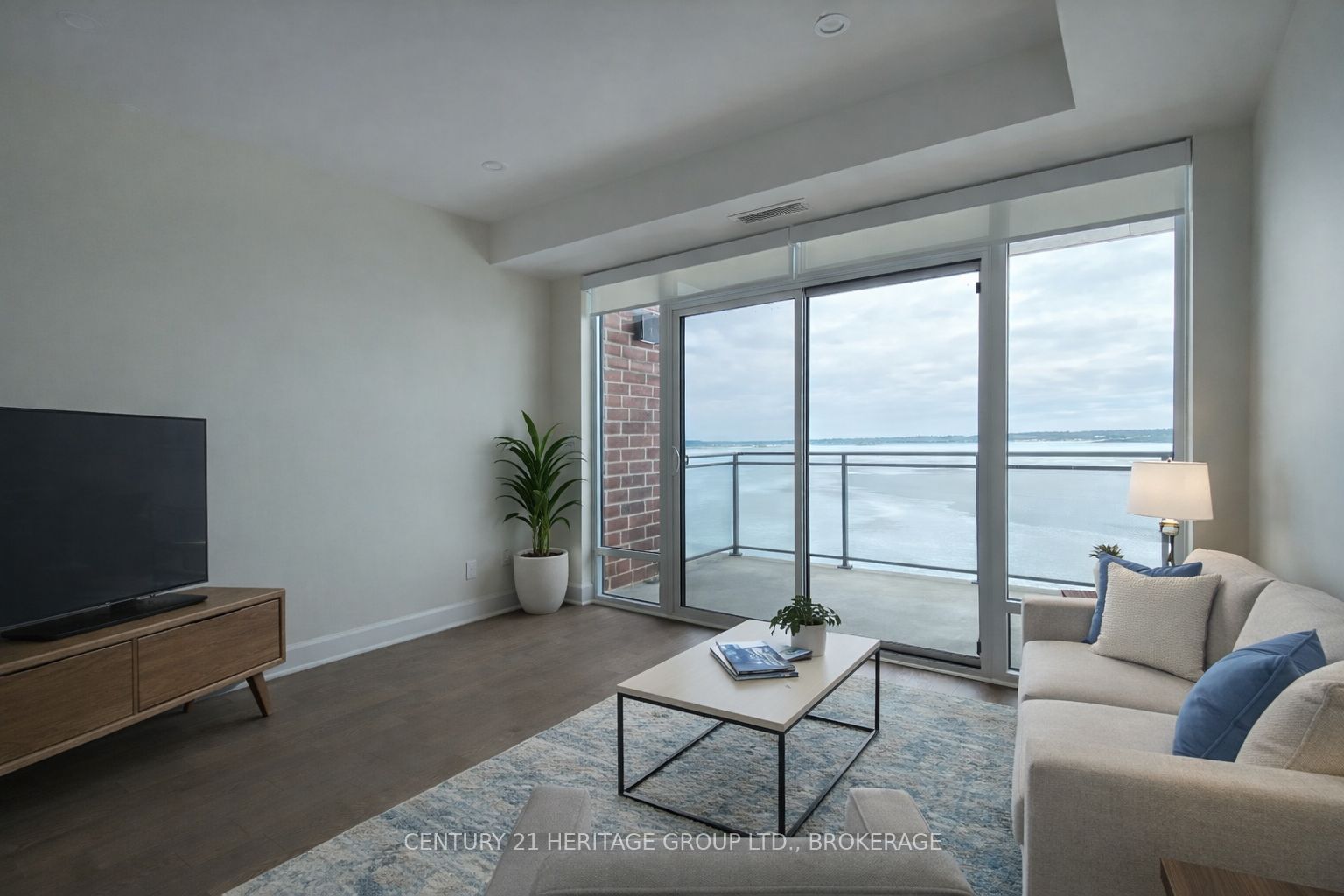 129 South Street 409