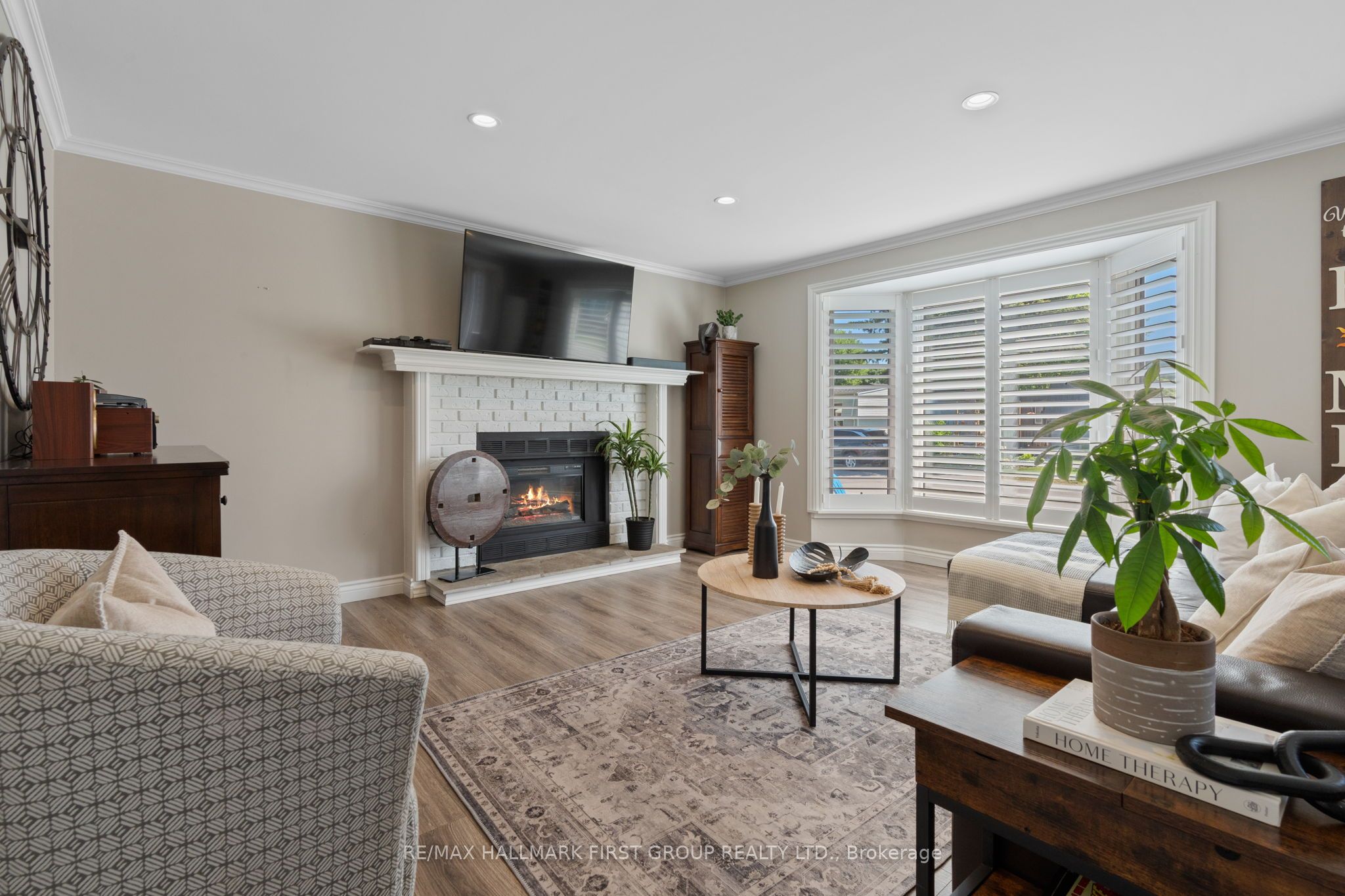 8 Kawartha Road