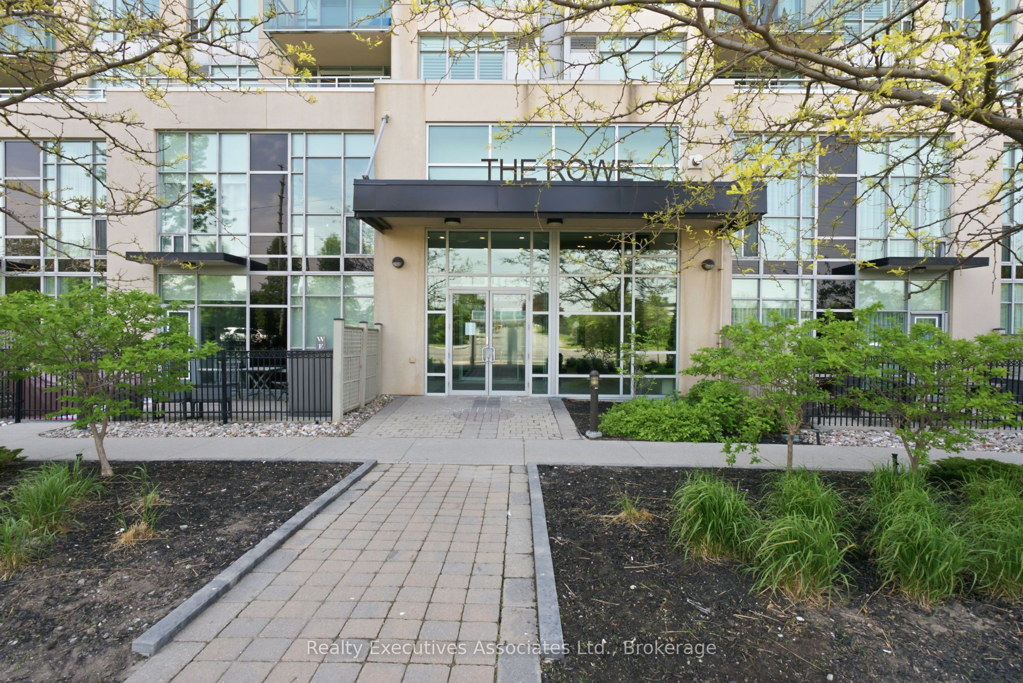 1600 Charles Street 911