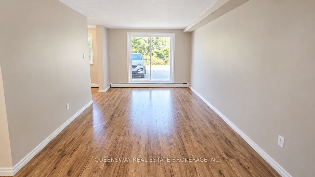 689 Barber Avenue 5