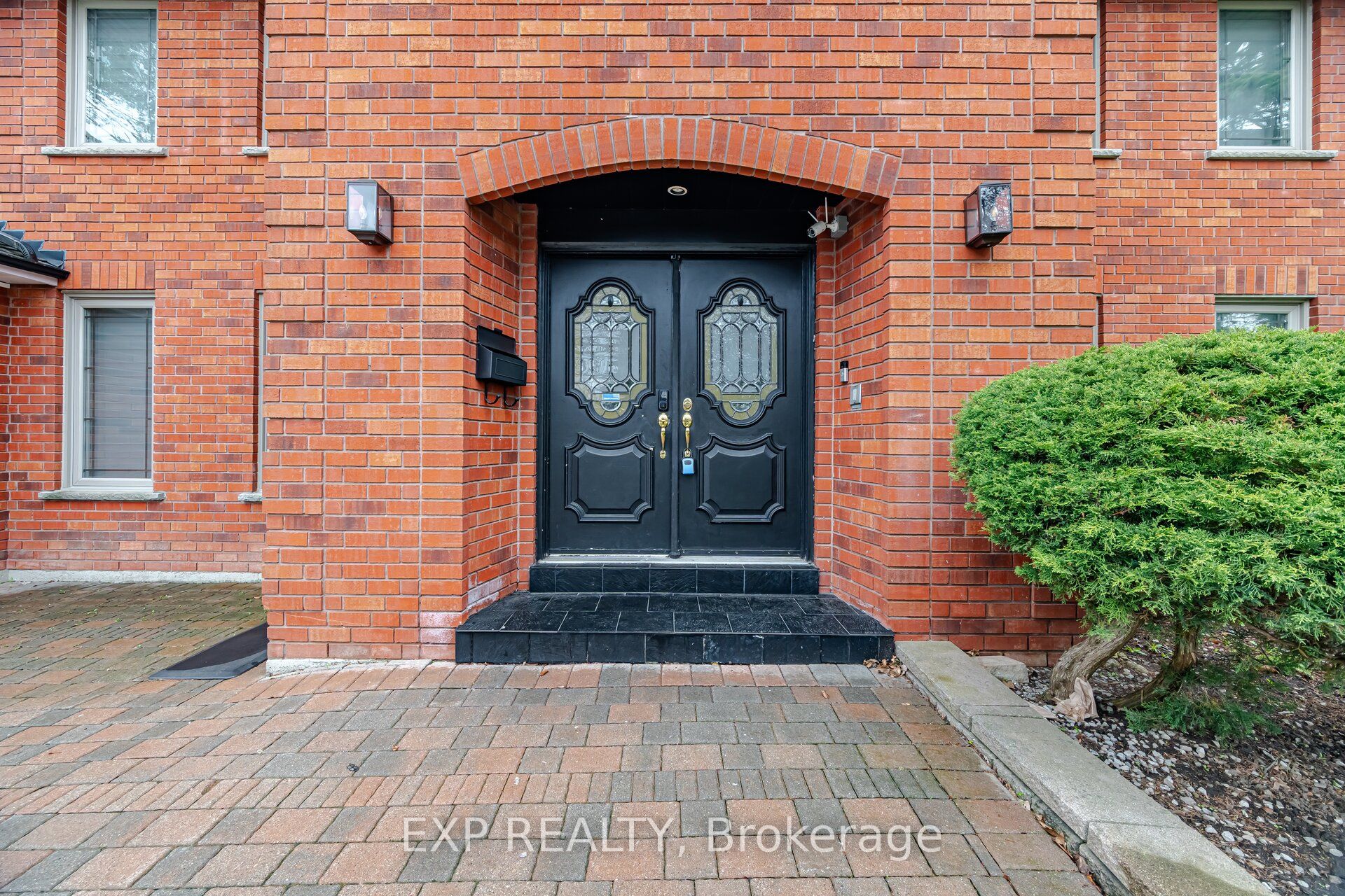 265 Wycliffe Avenue