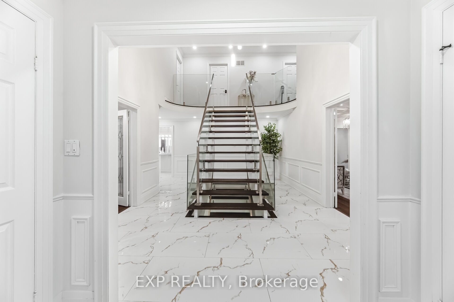 265 Wycliffe Avenue