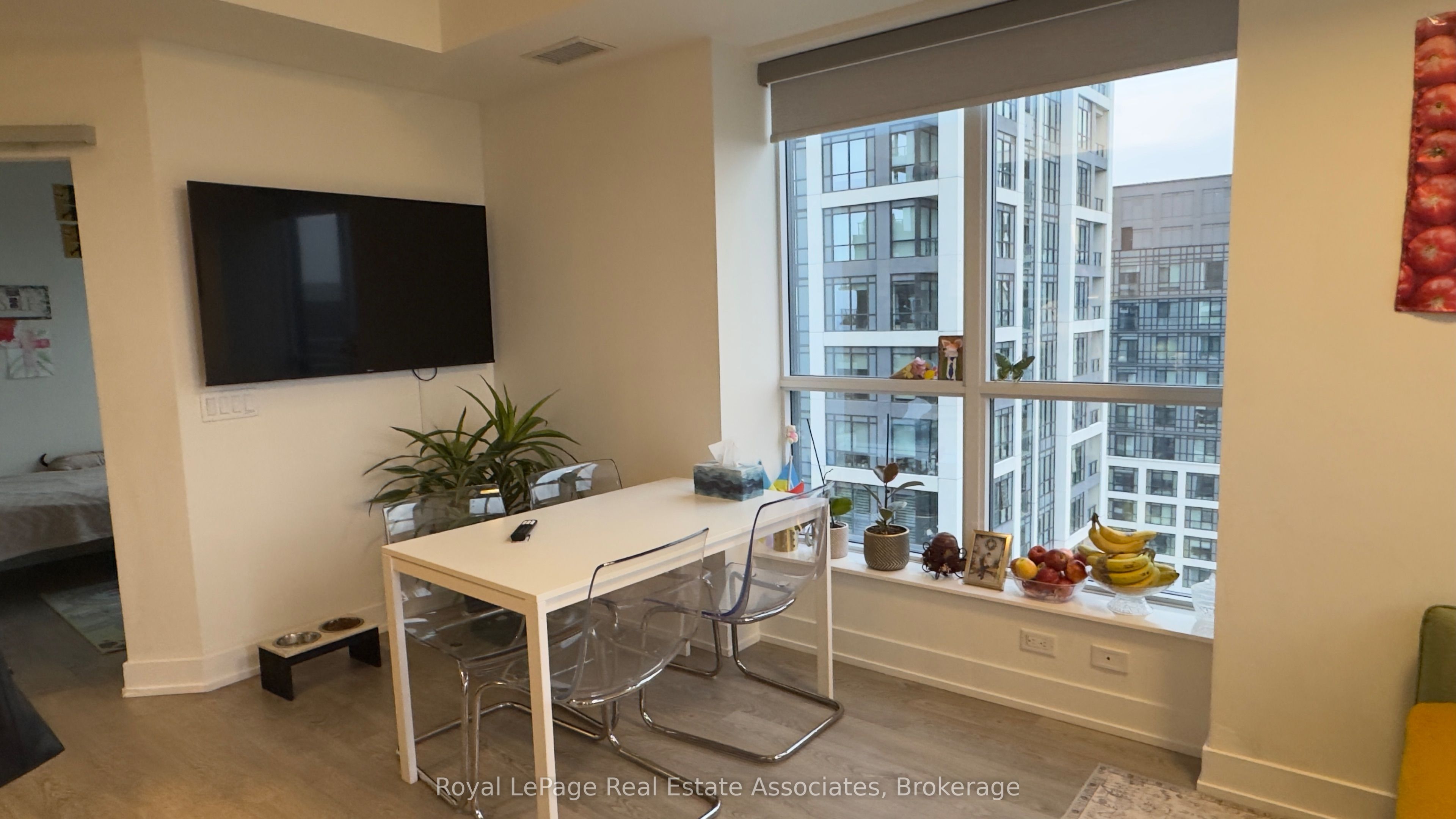 5 Mabelle Avenue 3433