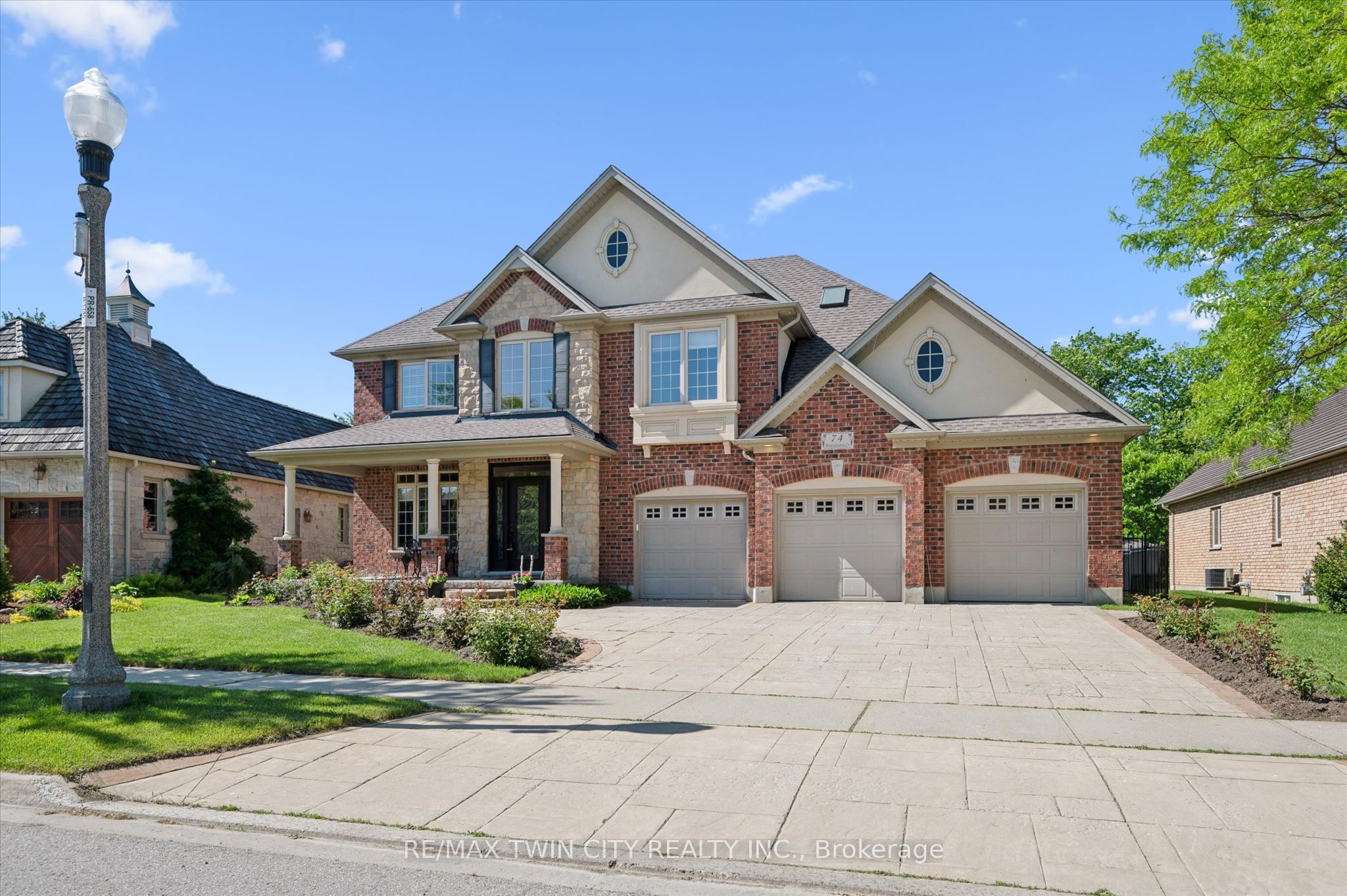 74 Pennsylvania Crescent