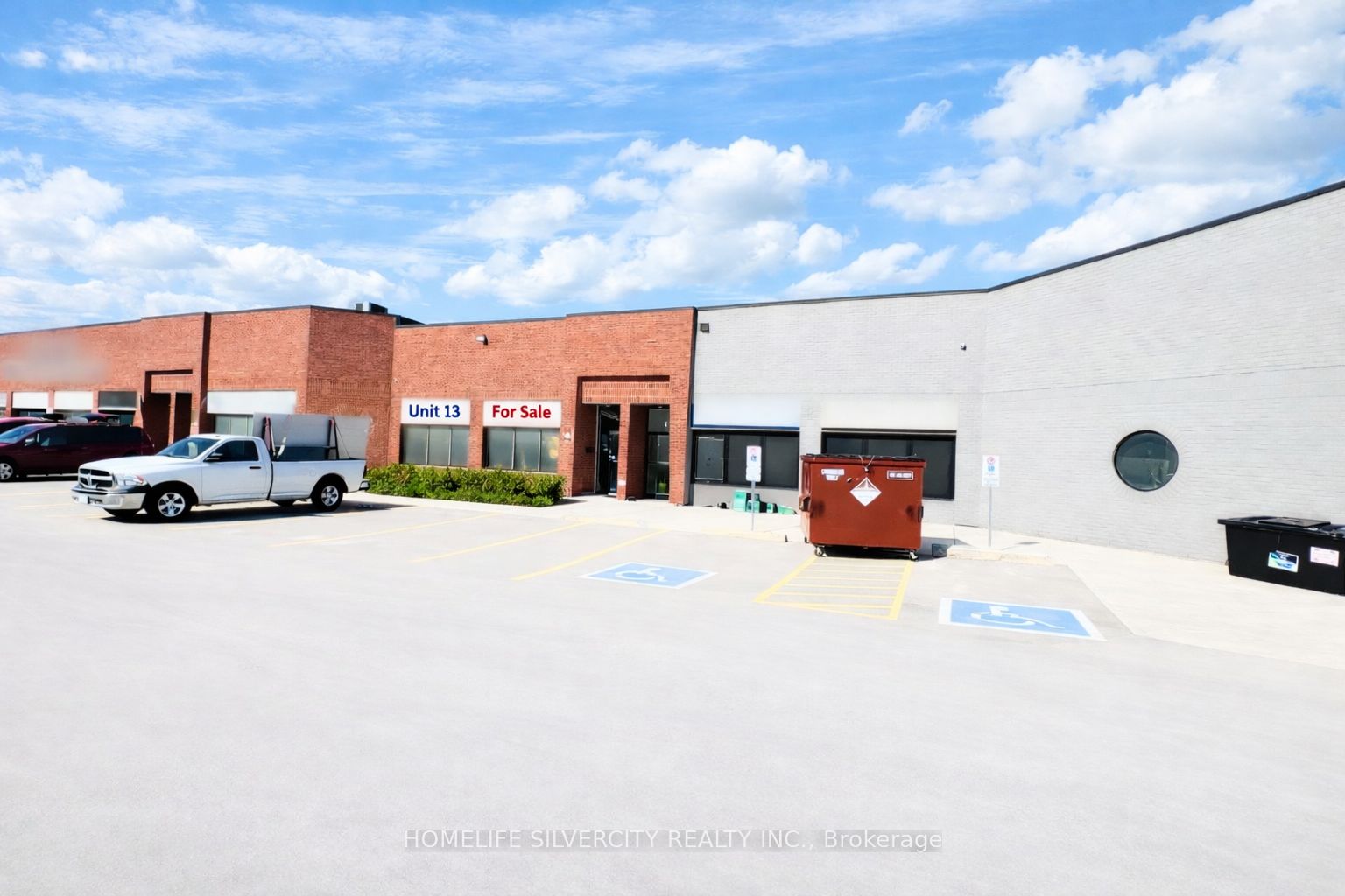 2084 Steeles Avenue E 13