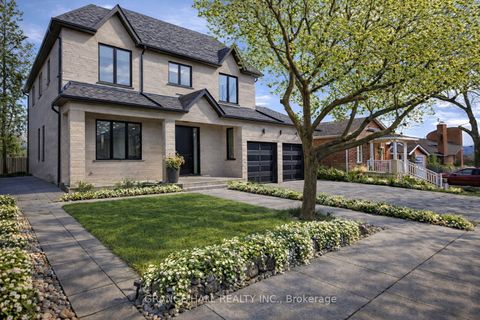 16 Barker Avenue Toronto W10 ON M4C 2N3