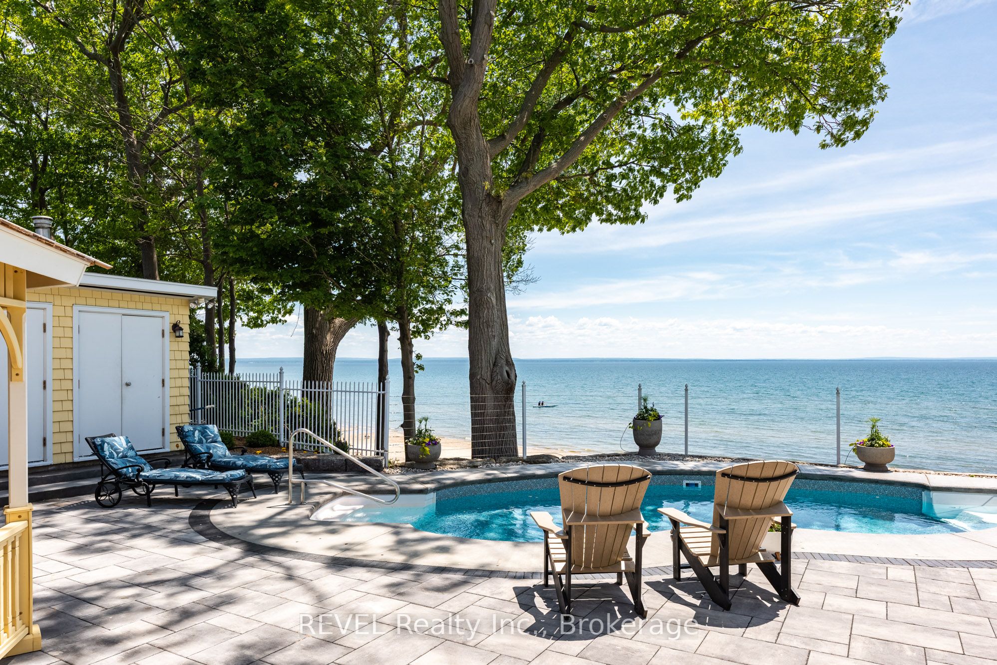 3091 Thunder Bay Road