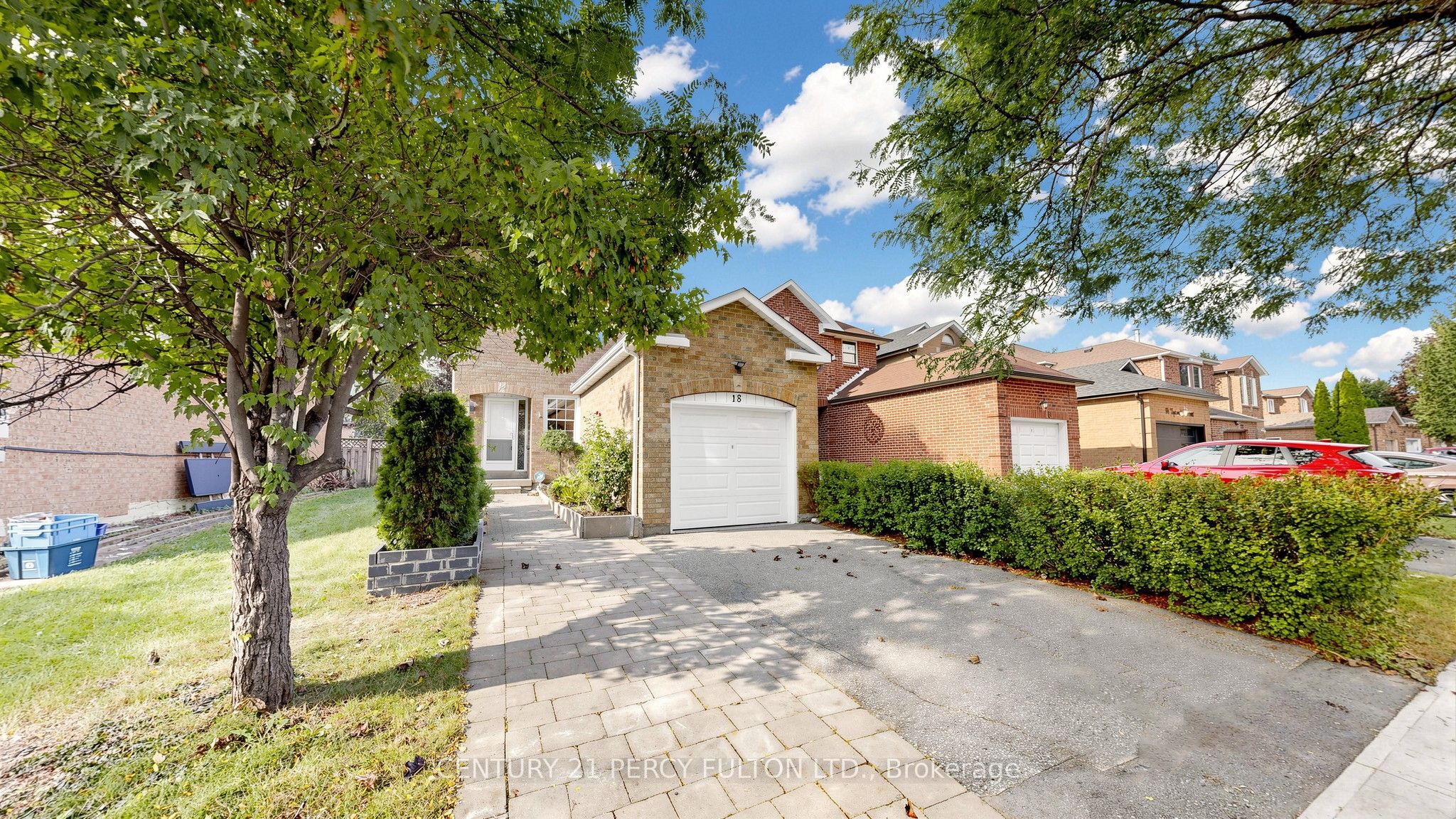 18 Tipton Crescent
