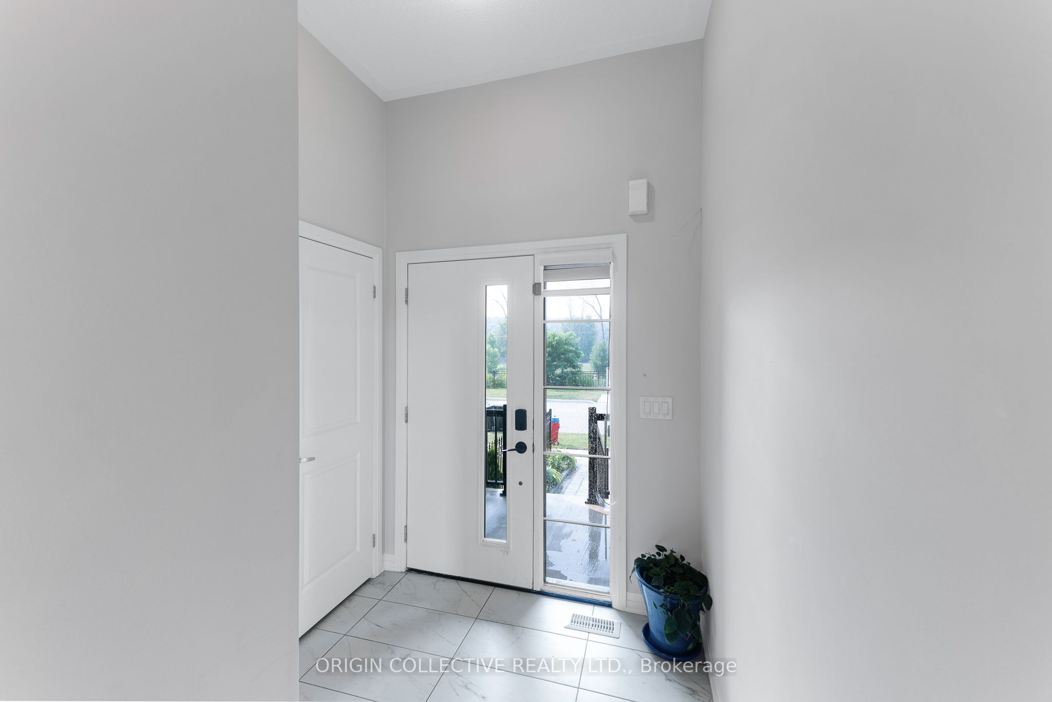 215 Landolfi Way