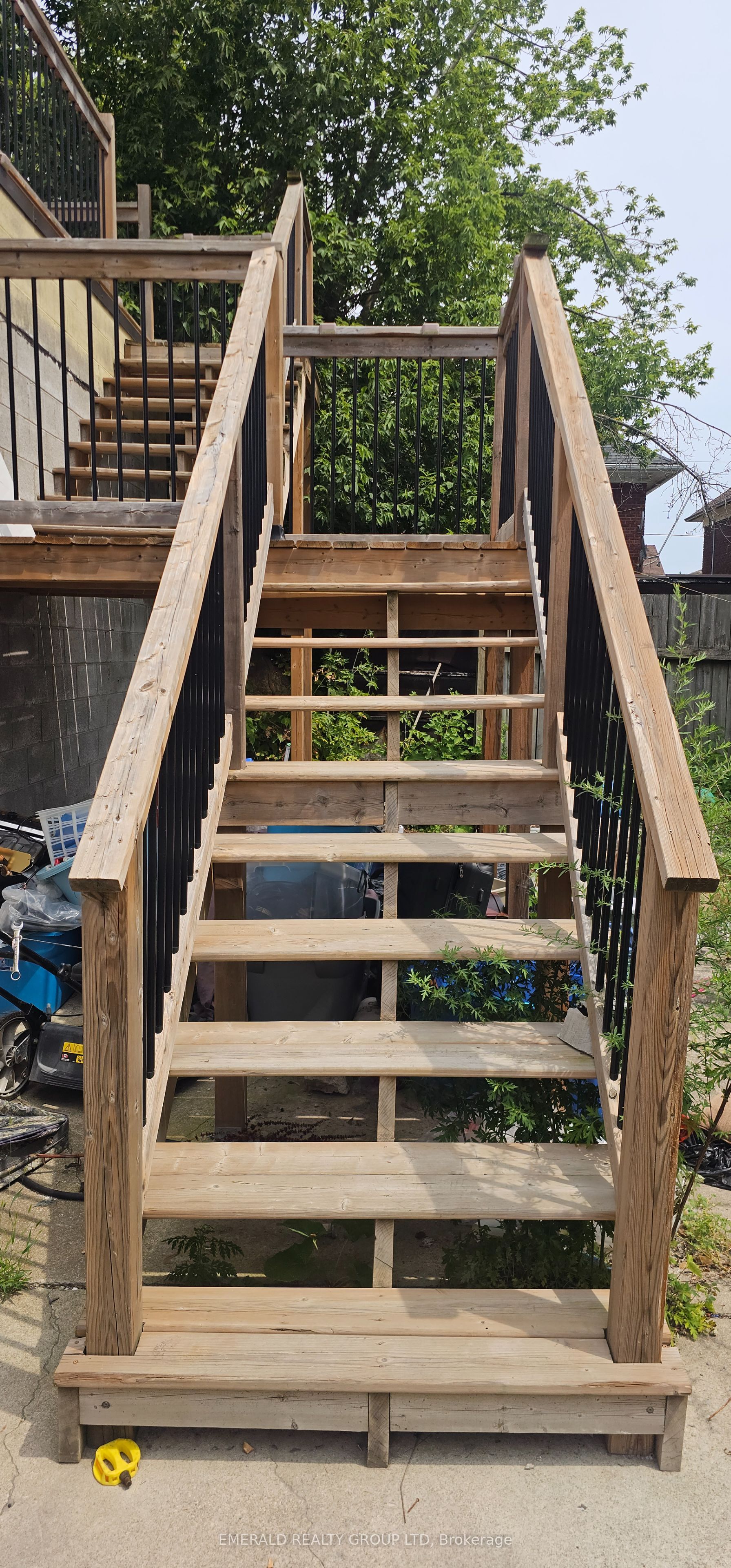 5124 Morrison Street