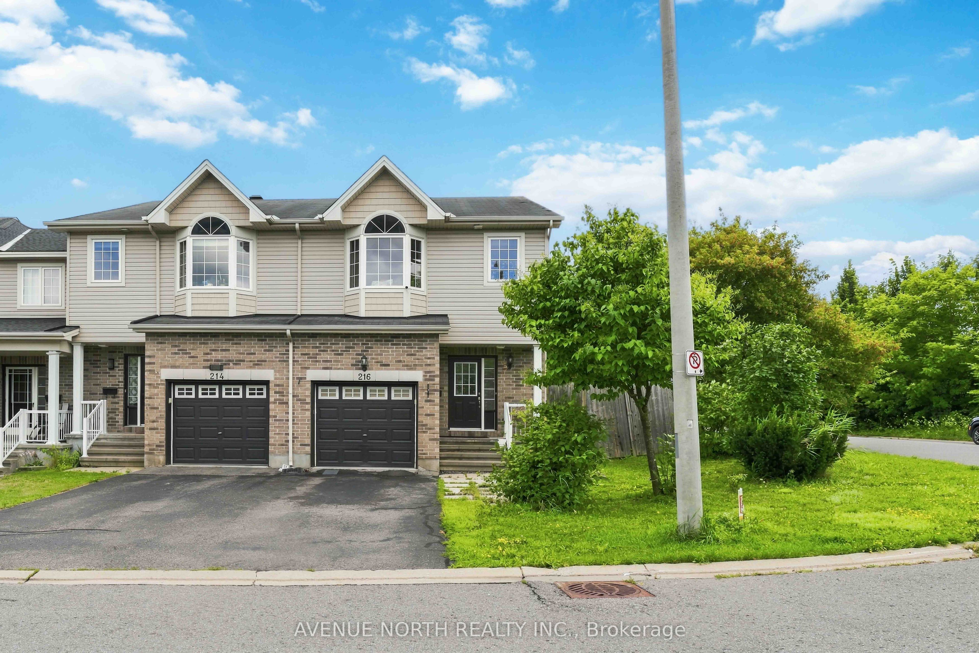 216 Cityview Crescent
