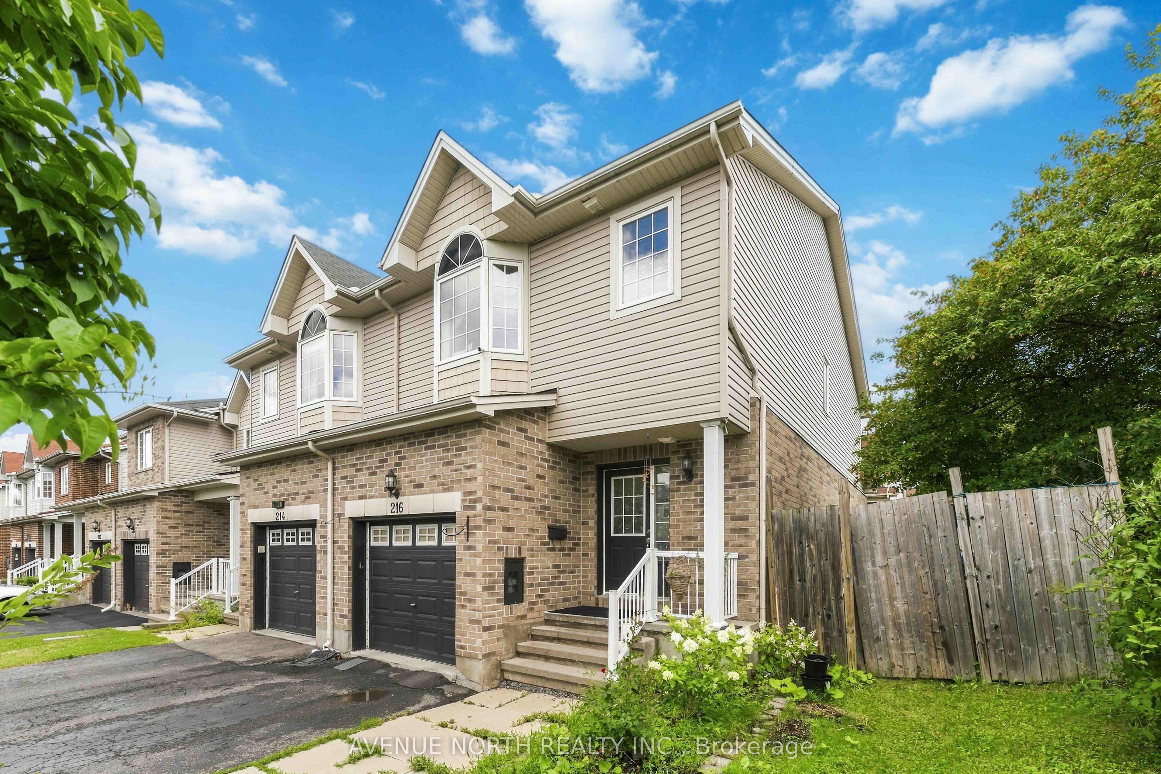 216 Cityview Crescent