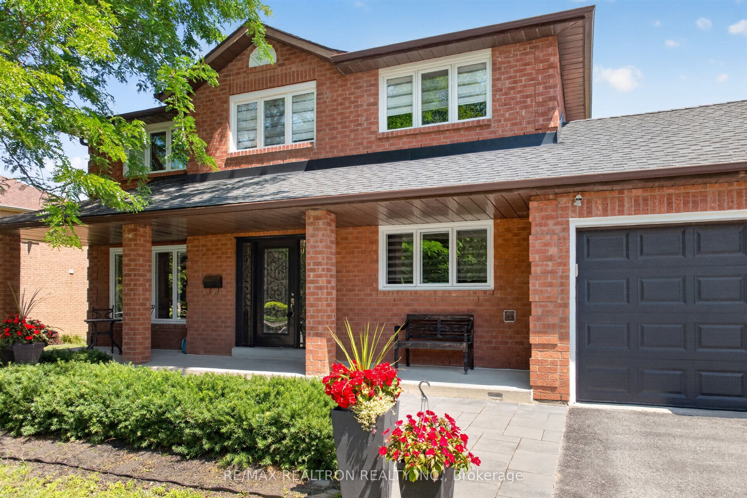 47 Maple Way