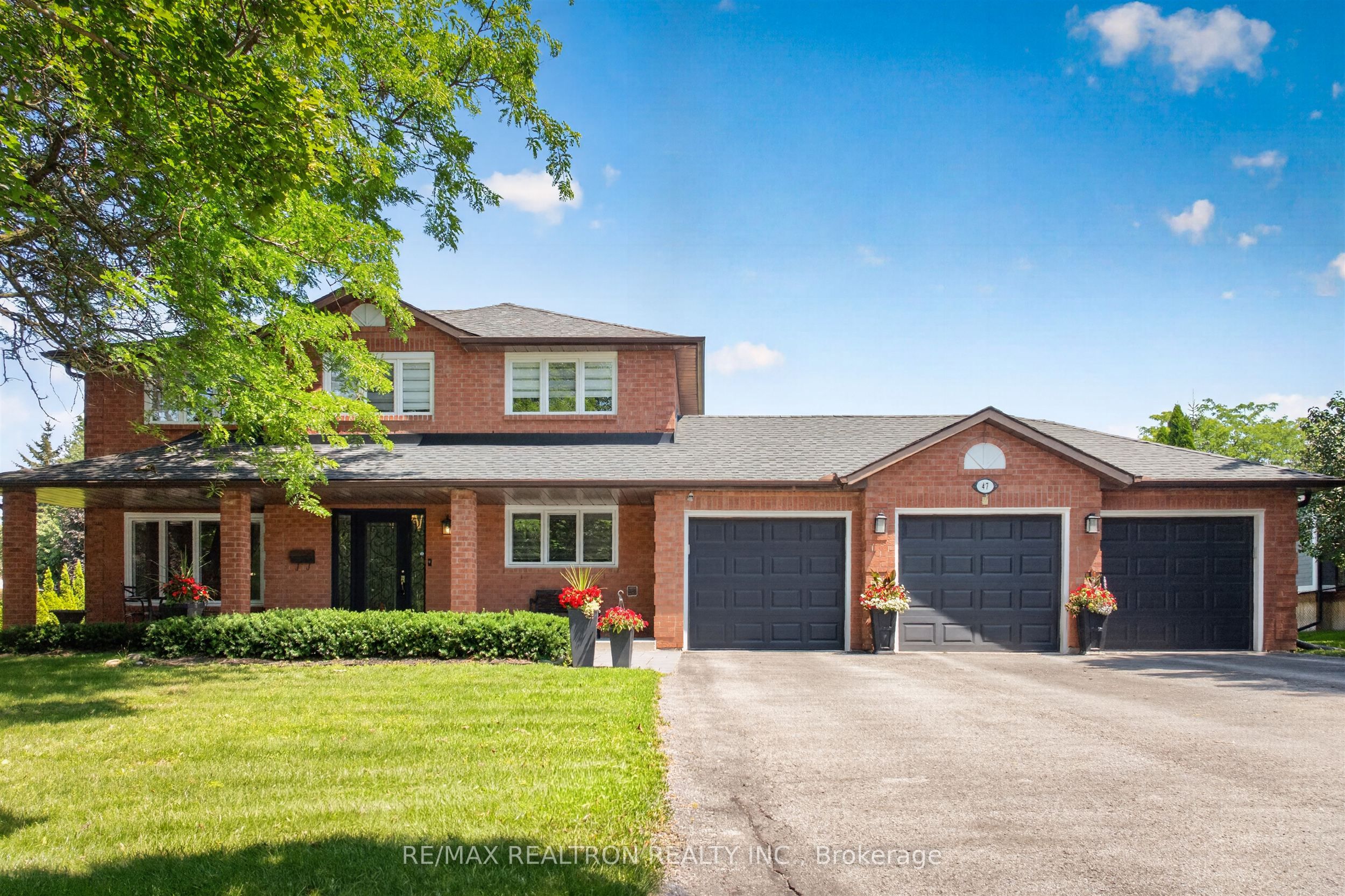 47 Maple Way