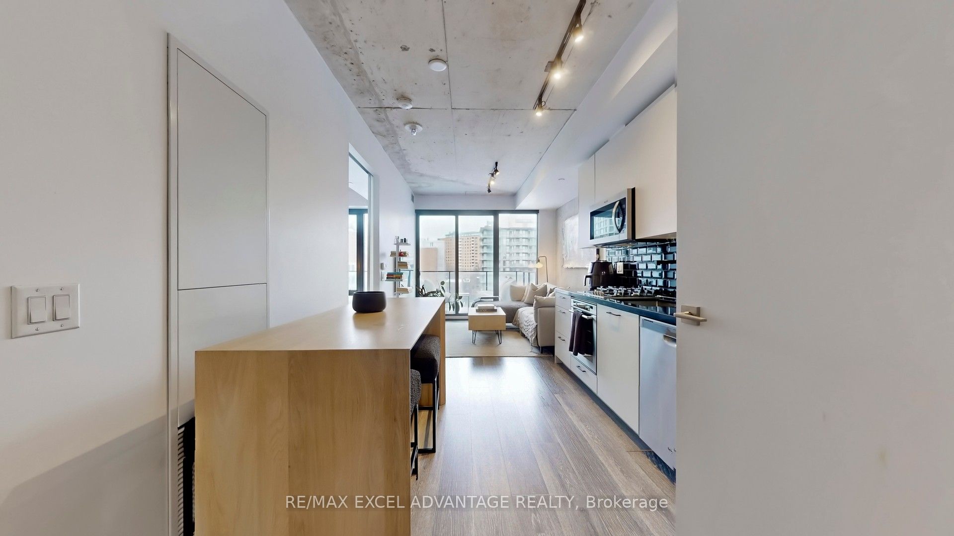 55 Ontario Street 602