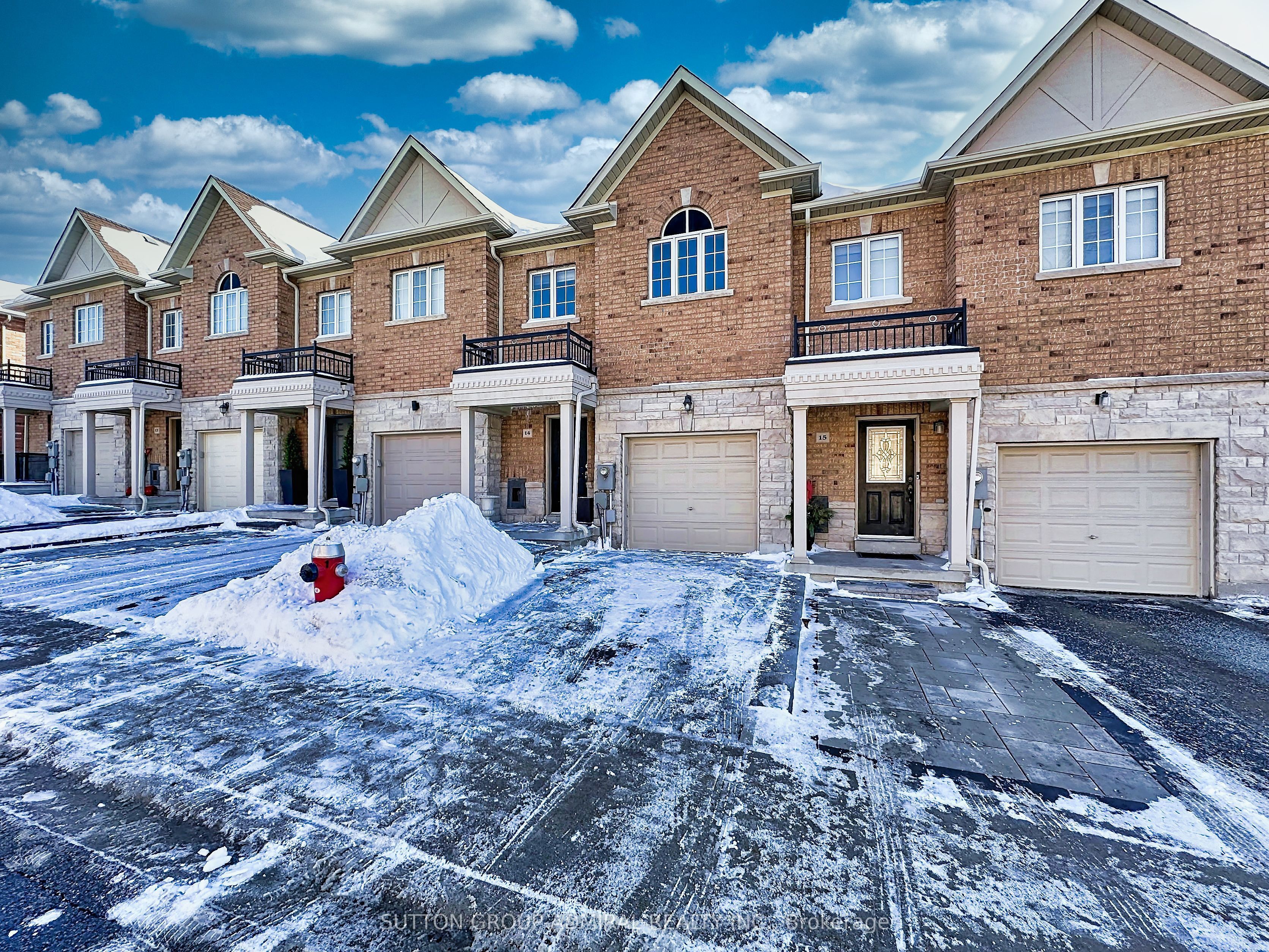 8777 Dufferin Street 14