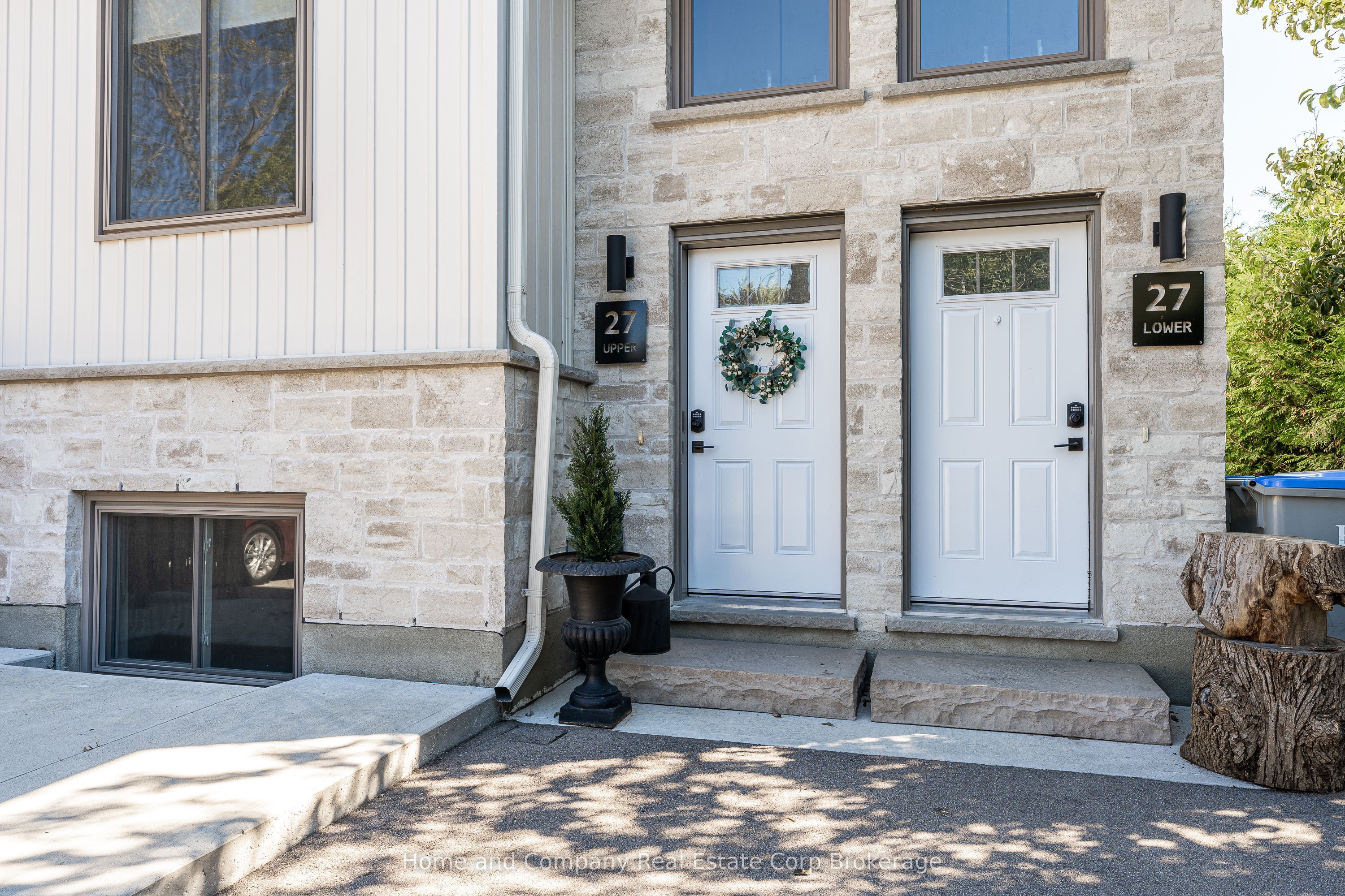 27 Brock Street