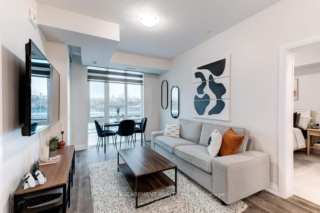 16 Concord Place 123