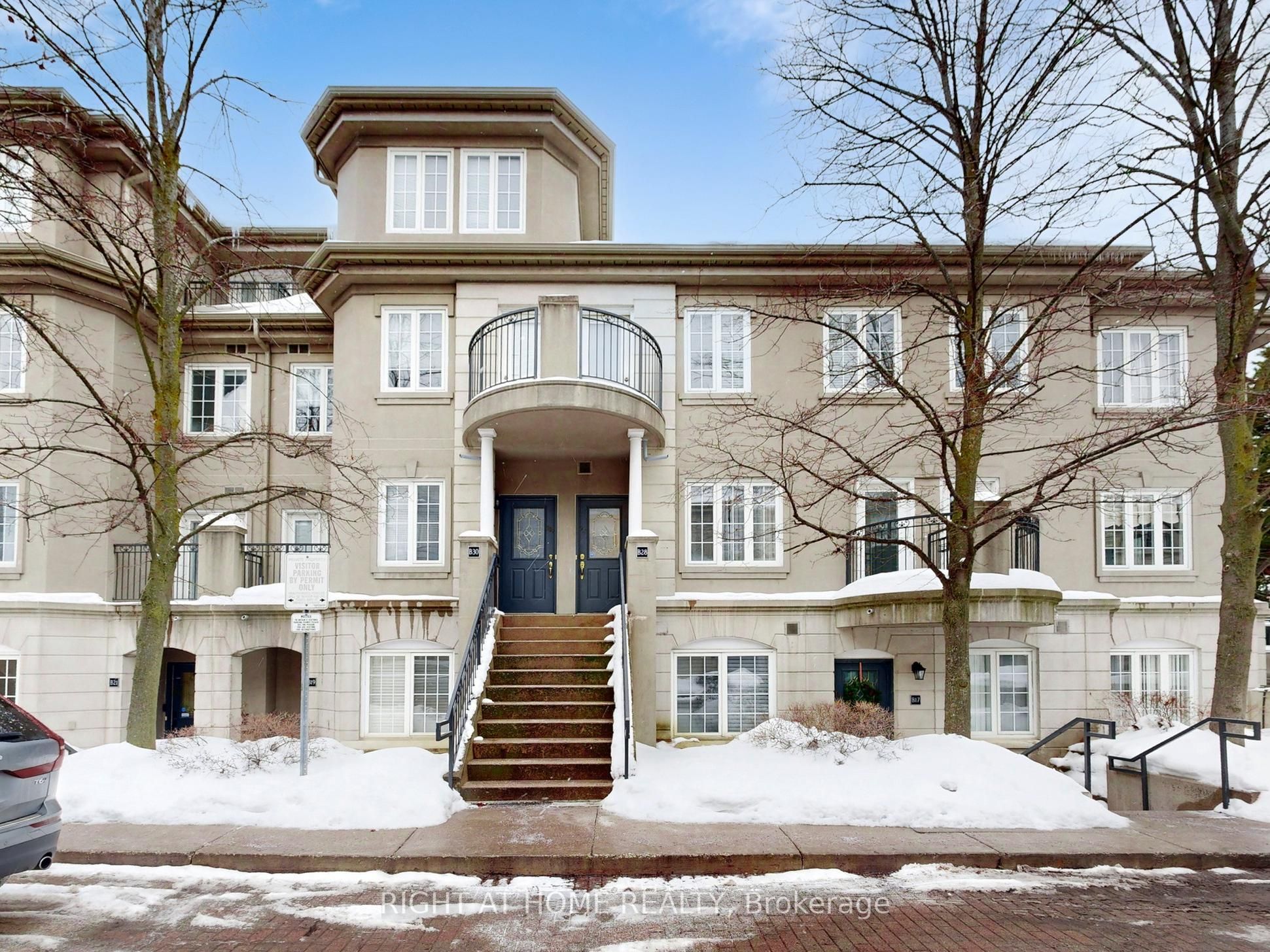 108 Finch Avenue W B28