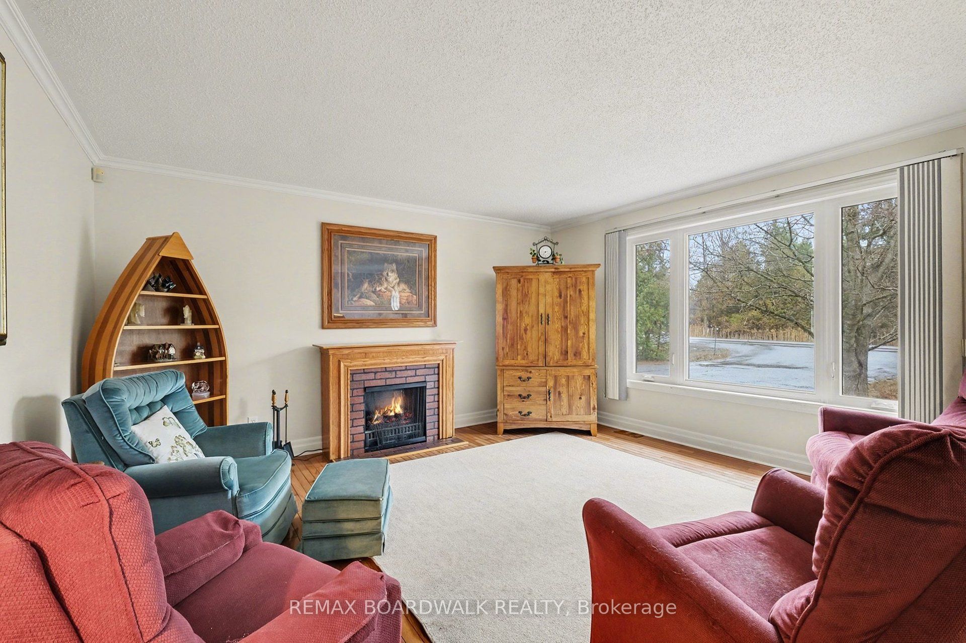 684 County Road 44 Road S