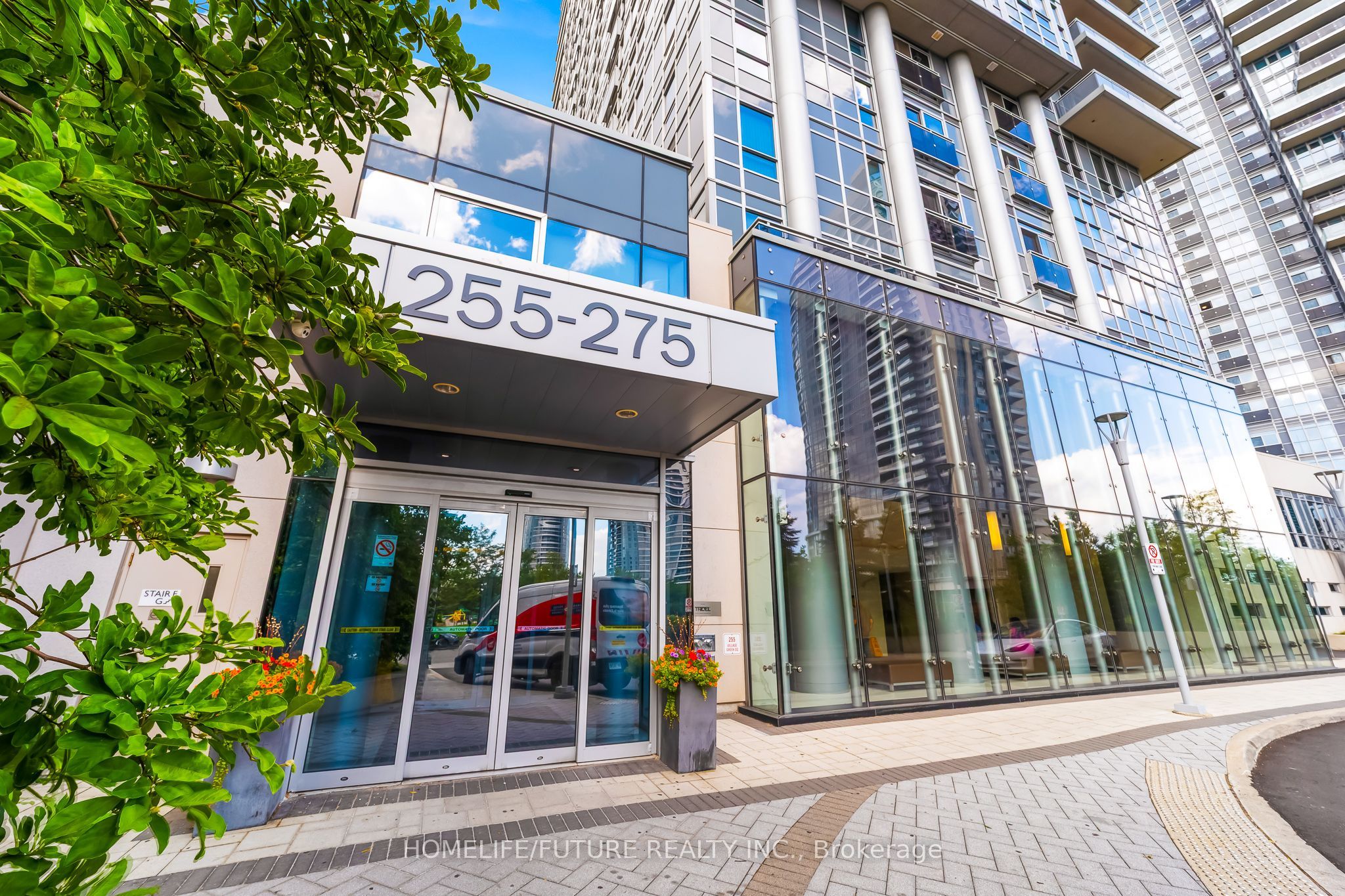 275 Village Green Square 2815