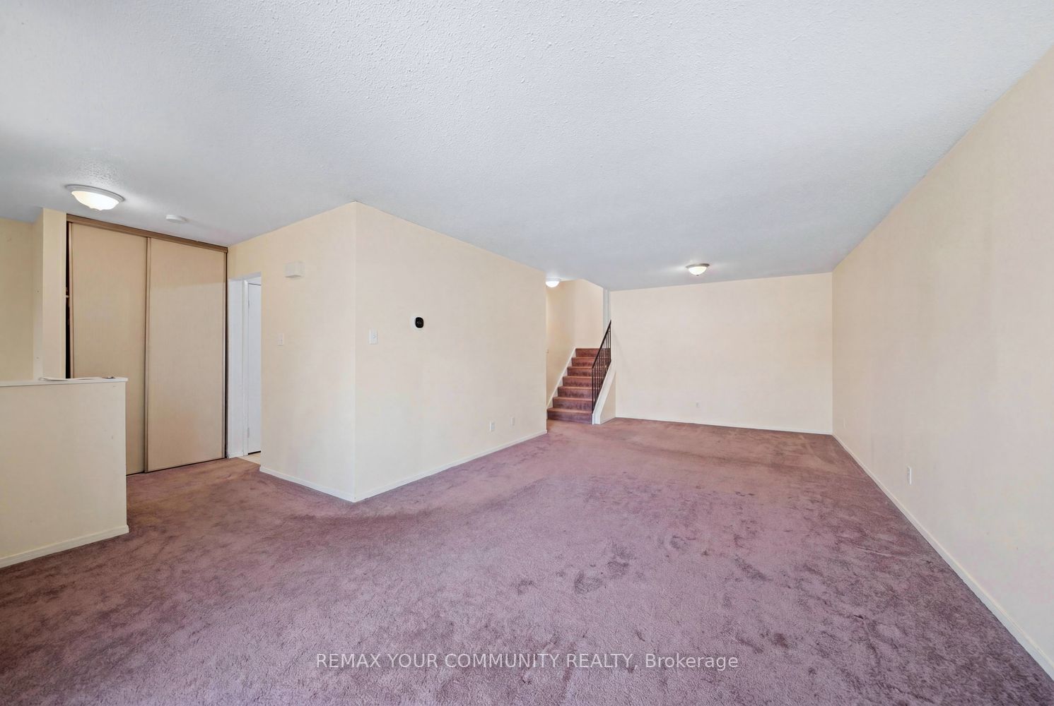 1238 Consort Crescent