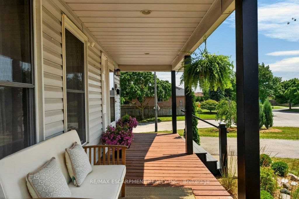 88 Commerford Street