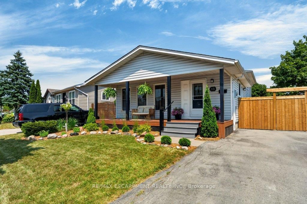 88 Commerford Street