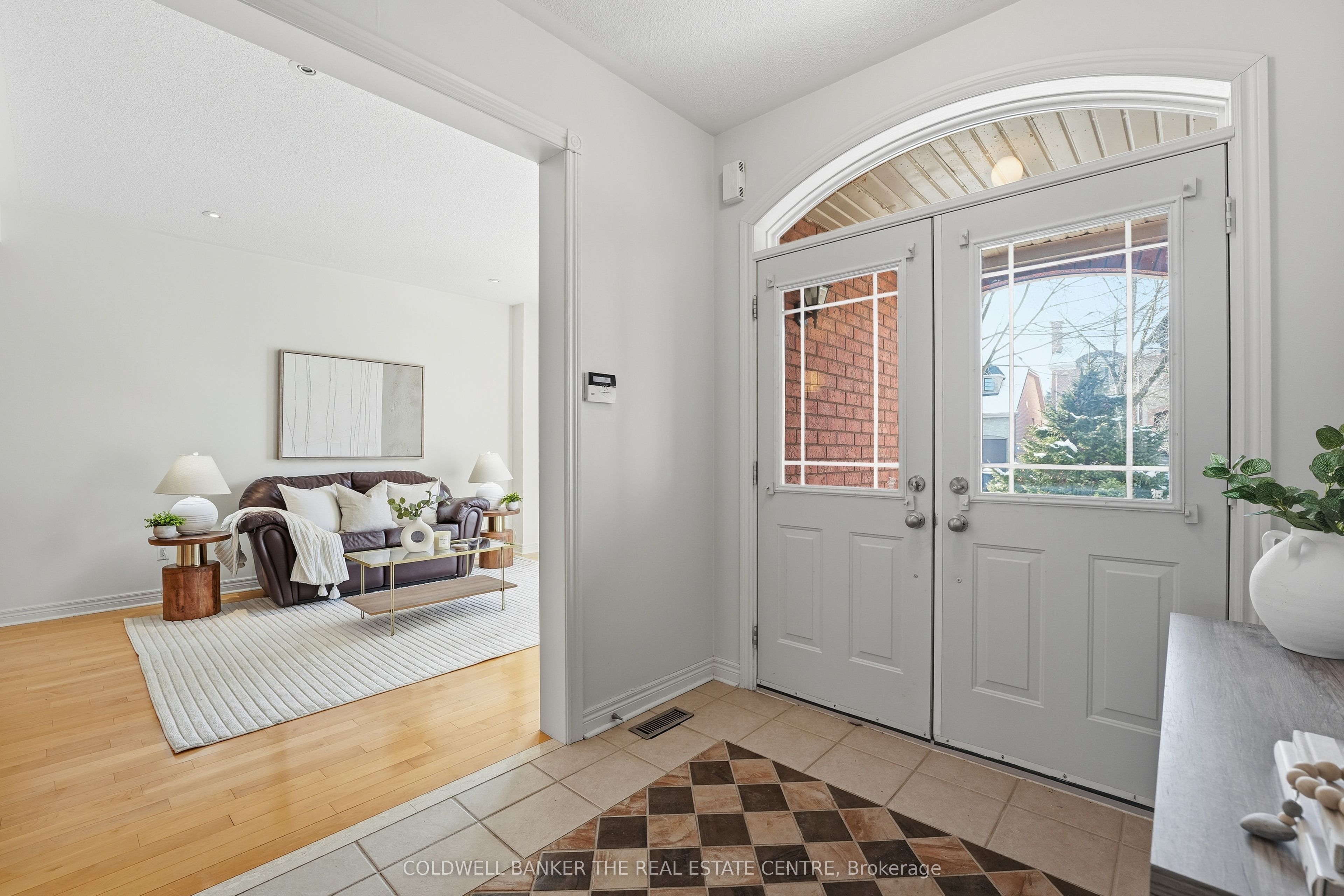 19 Deerhorn Crescent