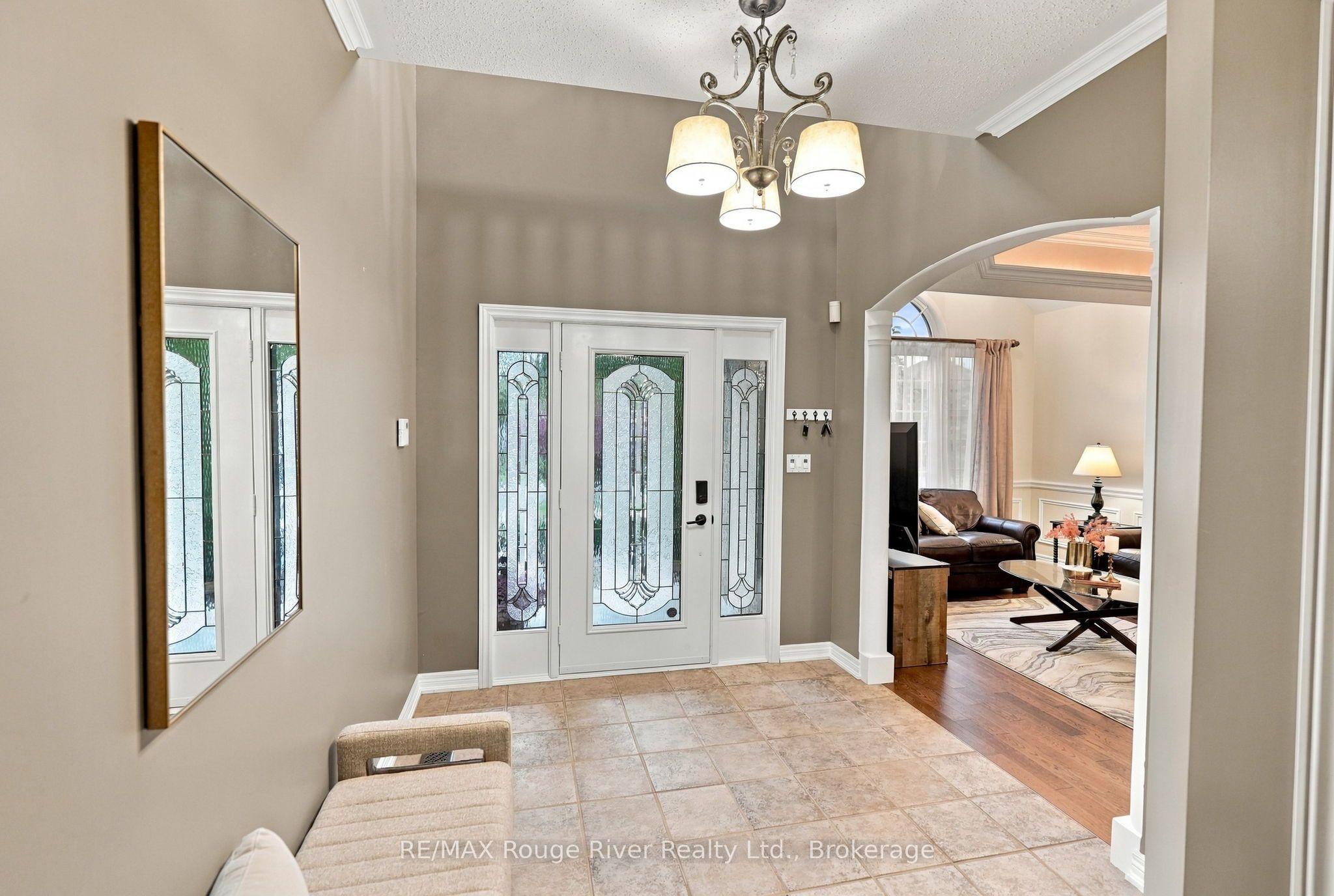 264 Ryerson Crescent