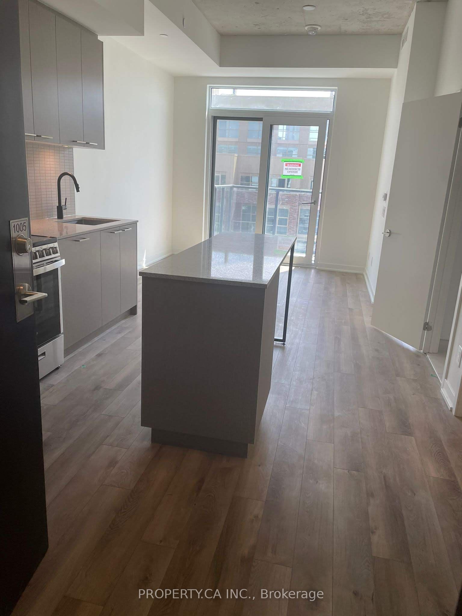1808 St. Clair Avenue W 1005