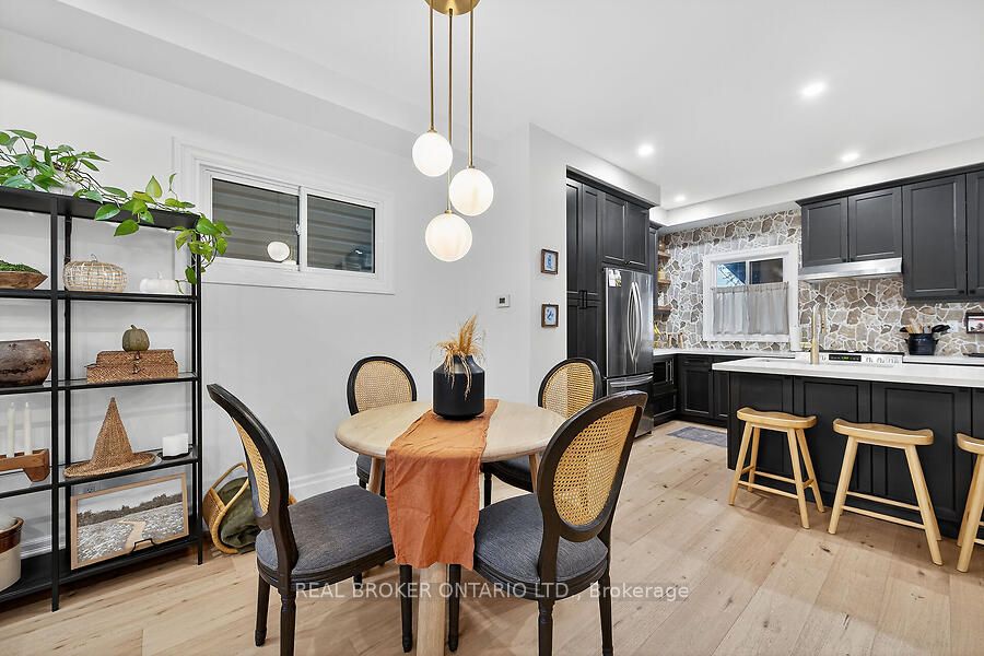 58 East Bend Avenue N