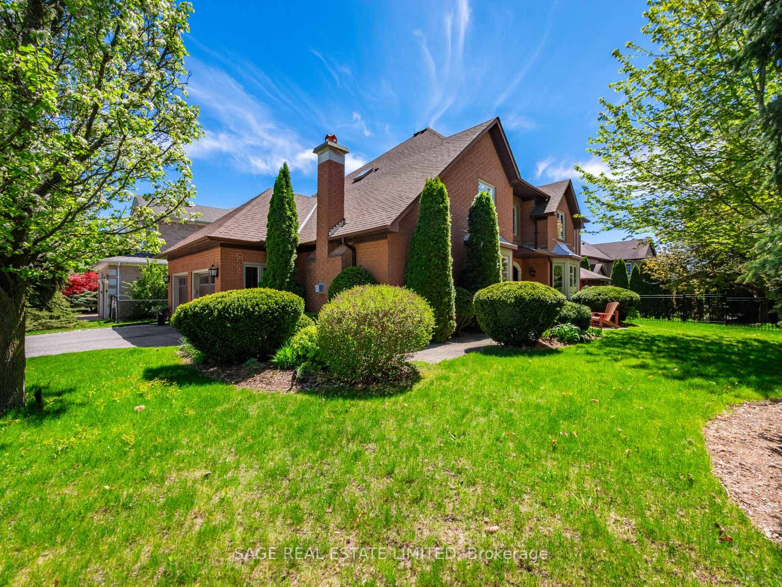 888 Cresta Rider Place
