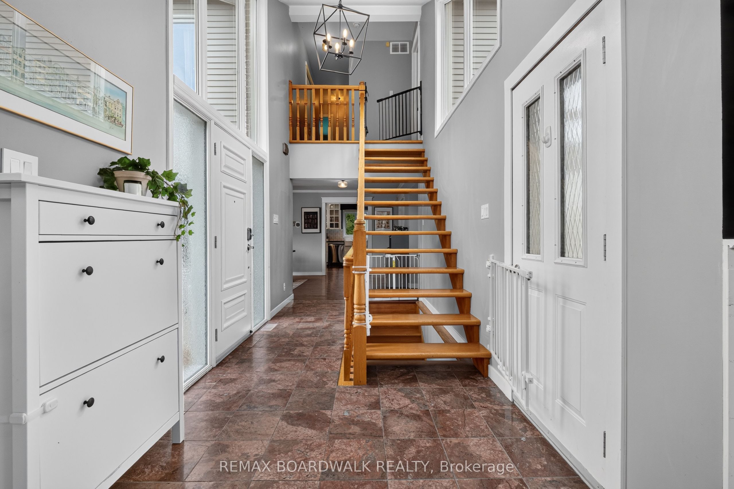 10104 Marionville Road