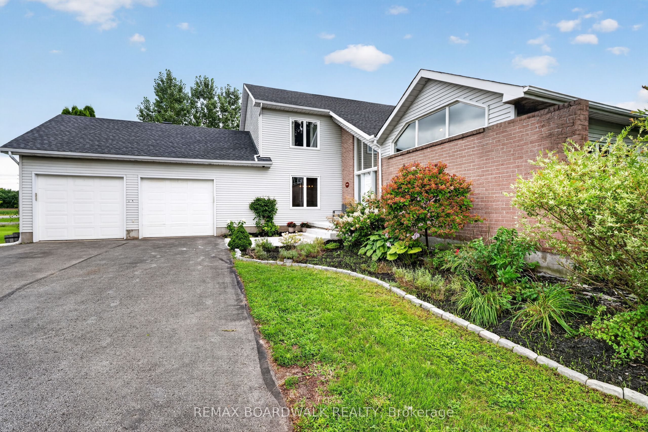 10104 Marionville Road