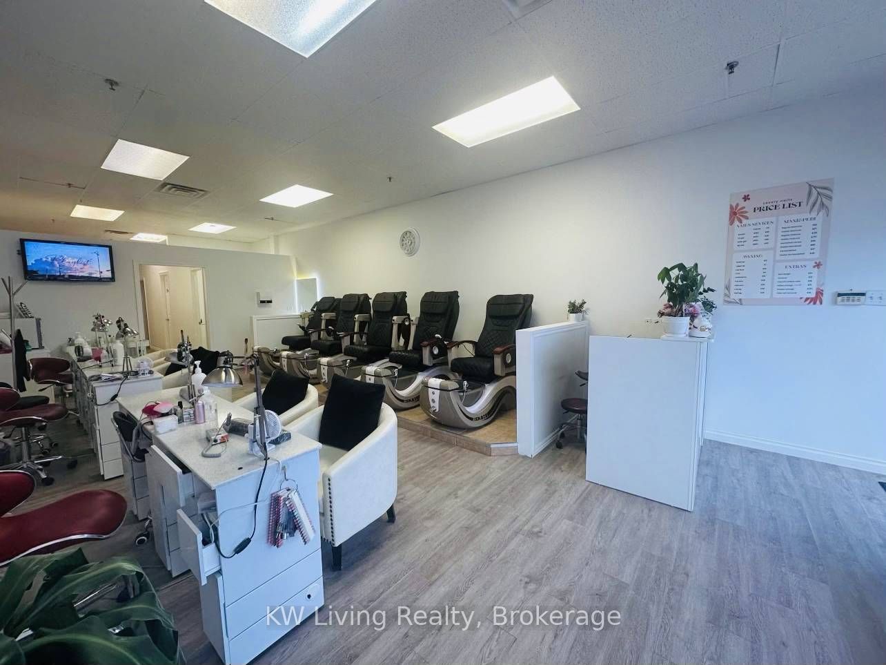 300 Taunton Road E 2