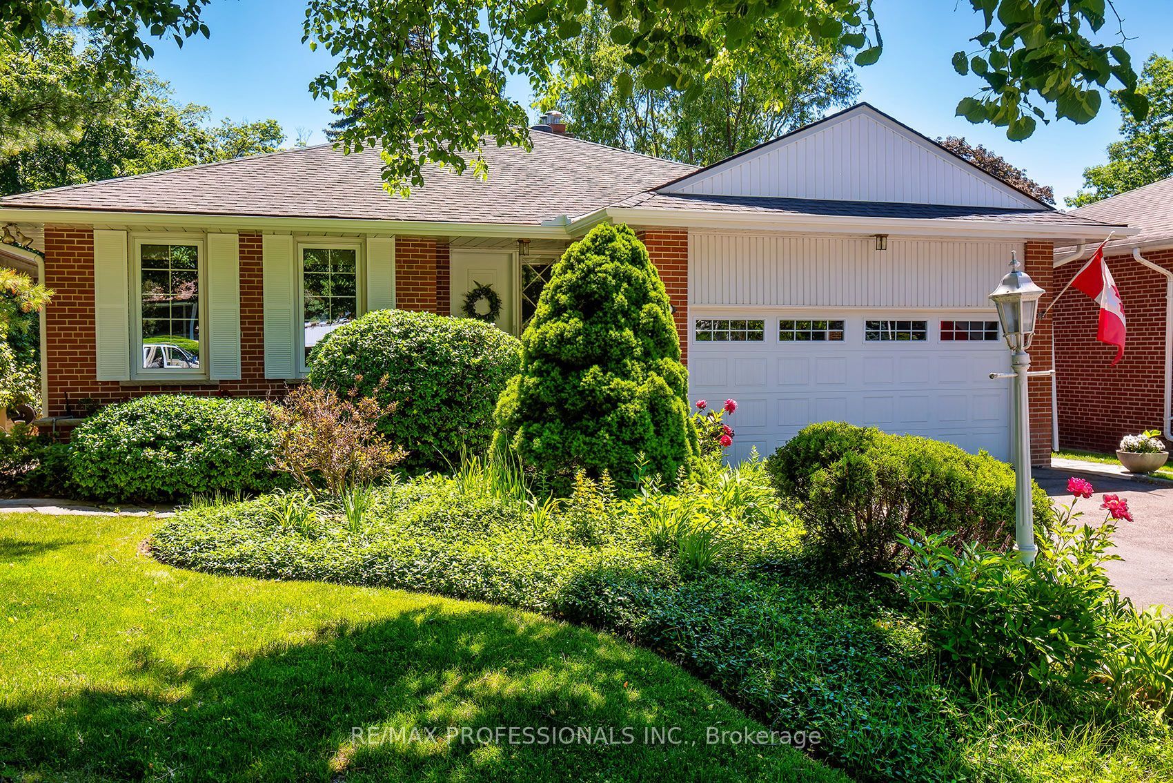 17 Clearside Place