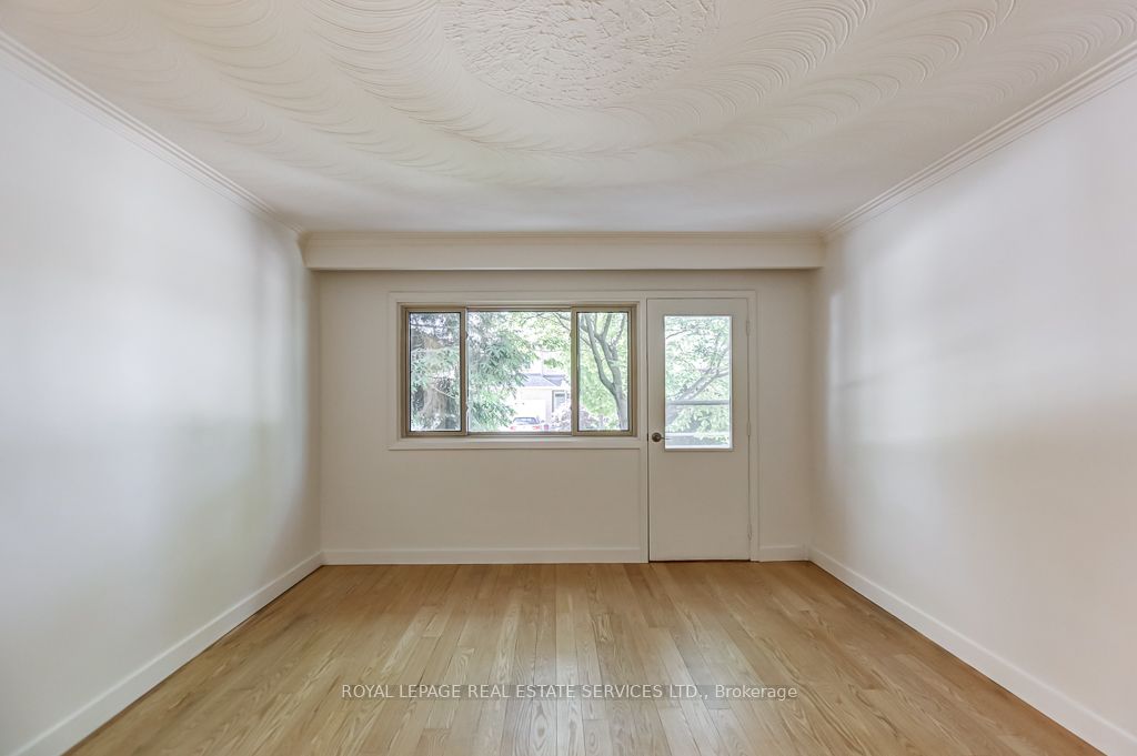 38 Jellicoe Avenue