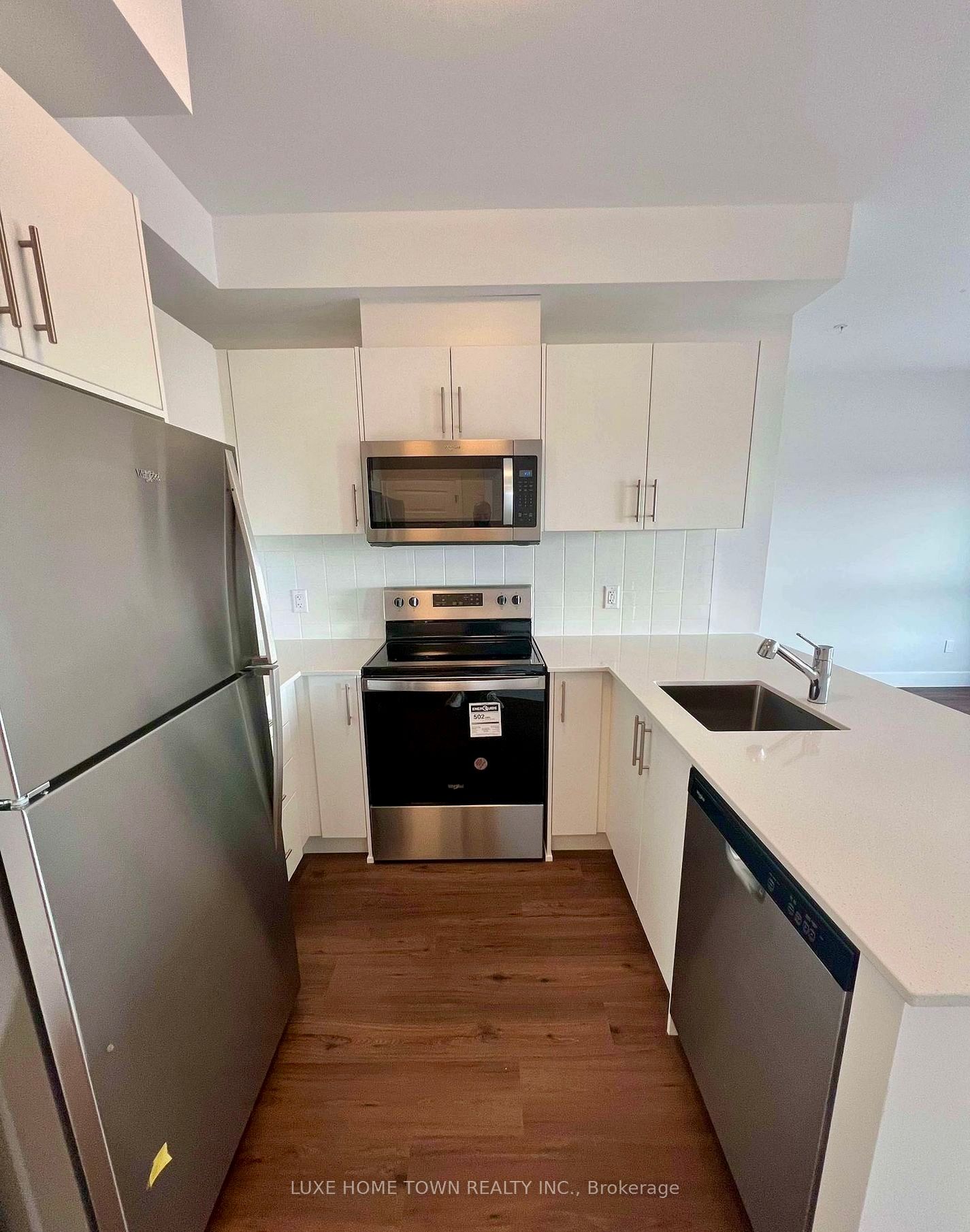 1000 Lackner Place 606