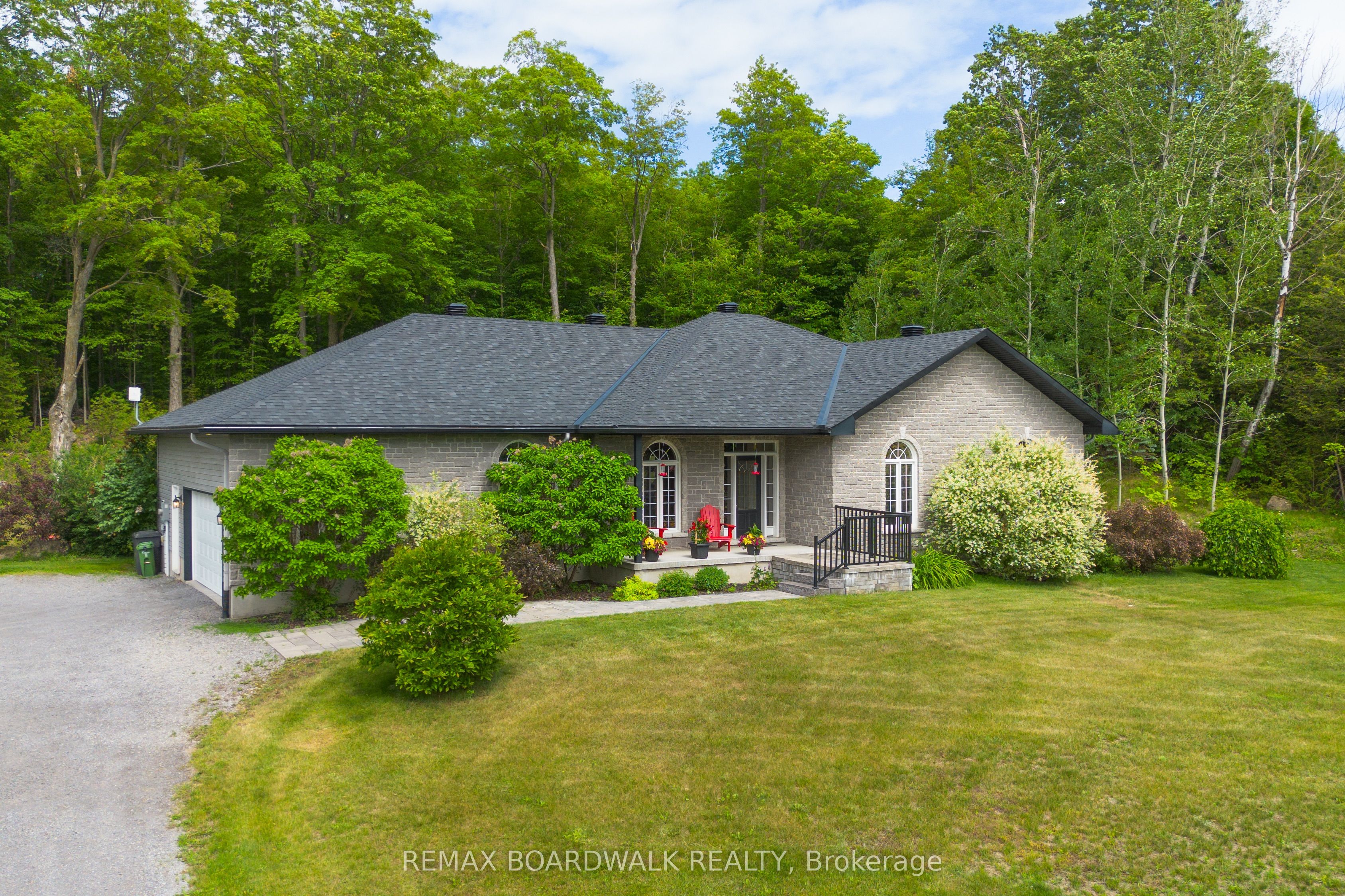 6671 Third Line Road
