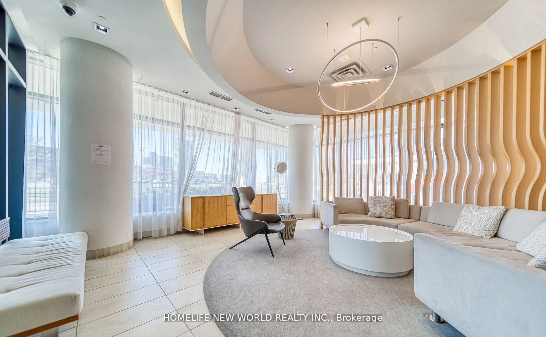 150 Fairview Mall Drive 1211
